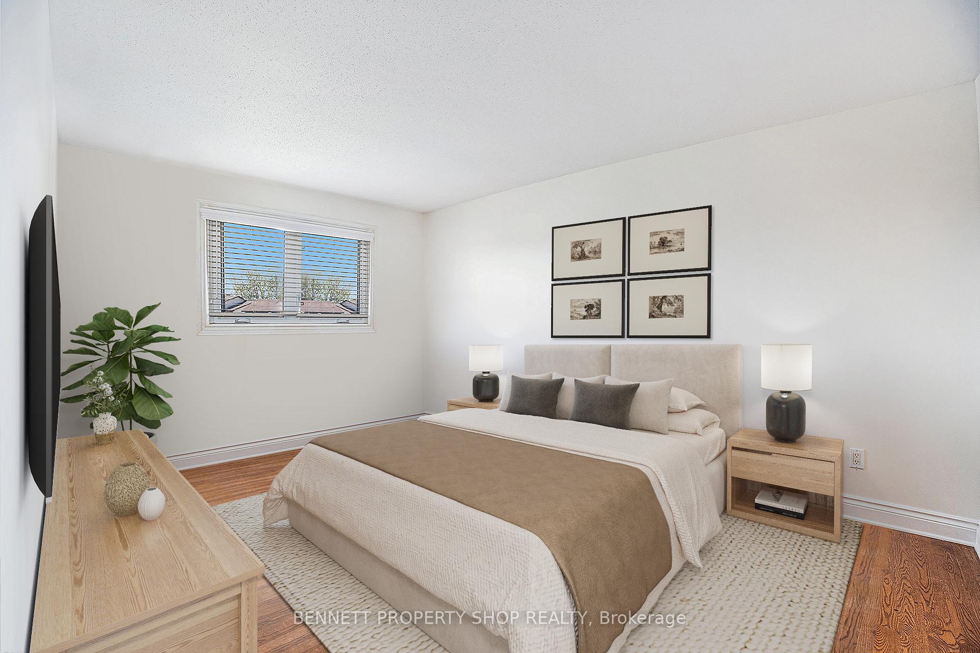 Photo 14 of 1404 Eastcliffe Way, Ottawa, Pineview — HOMEH