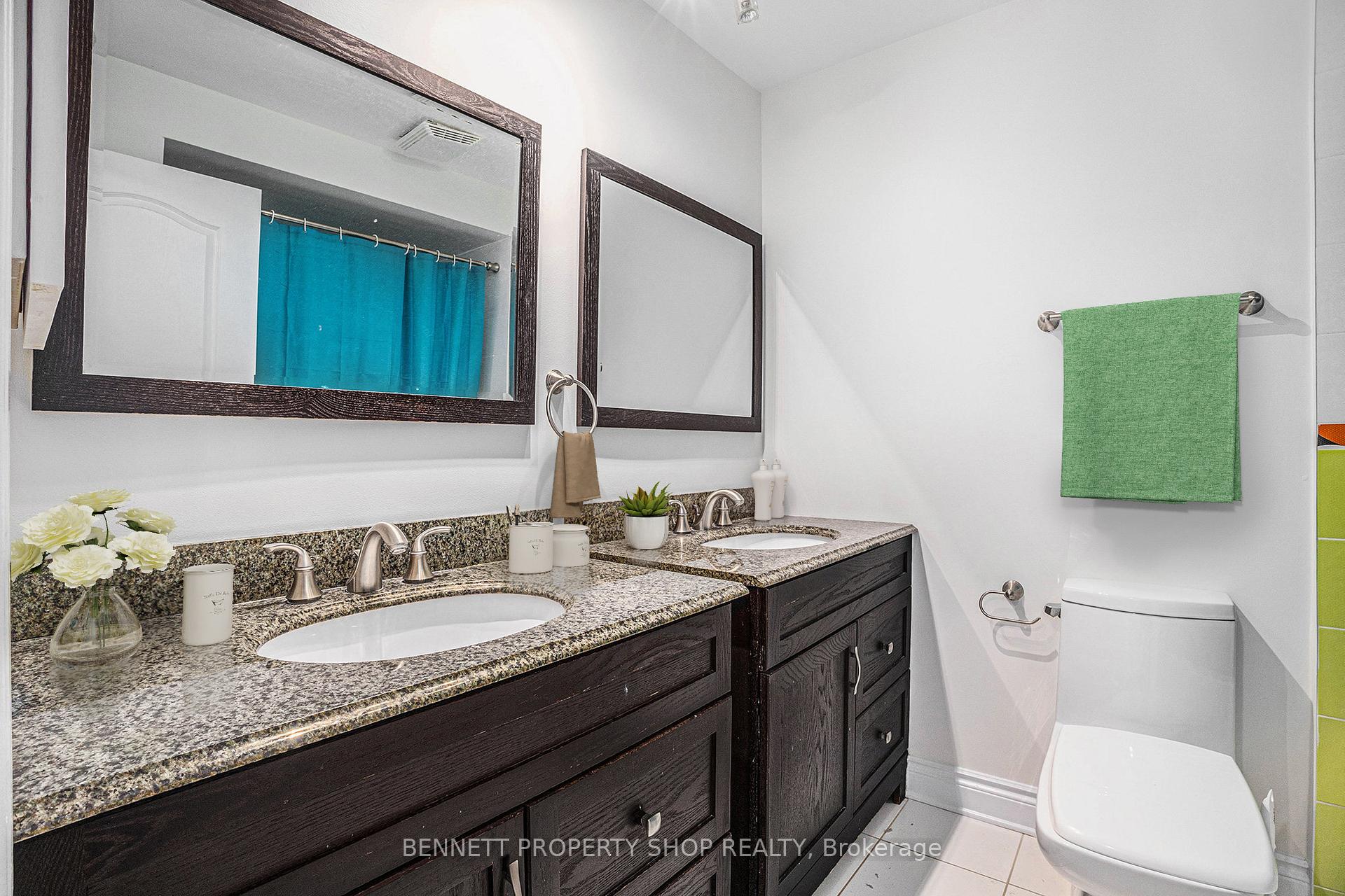 Photo 11 of 1404 Eastcliffe Way, Ottawa, Pineview — HOMEH
