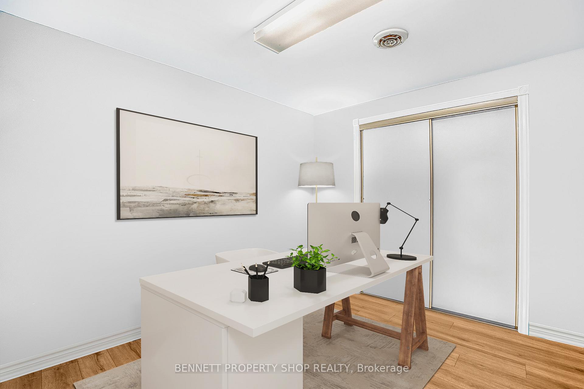 Photo 15 of 1404 Eastcliffe Way, Ottawa, Pineview — HOMEH