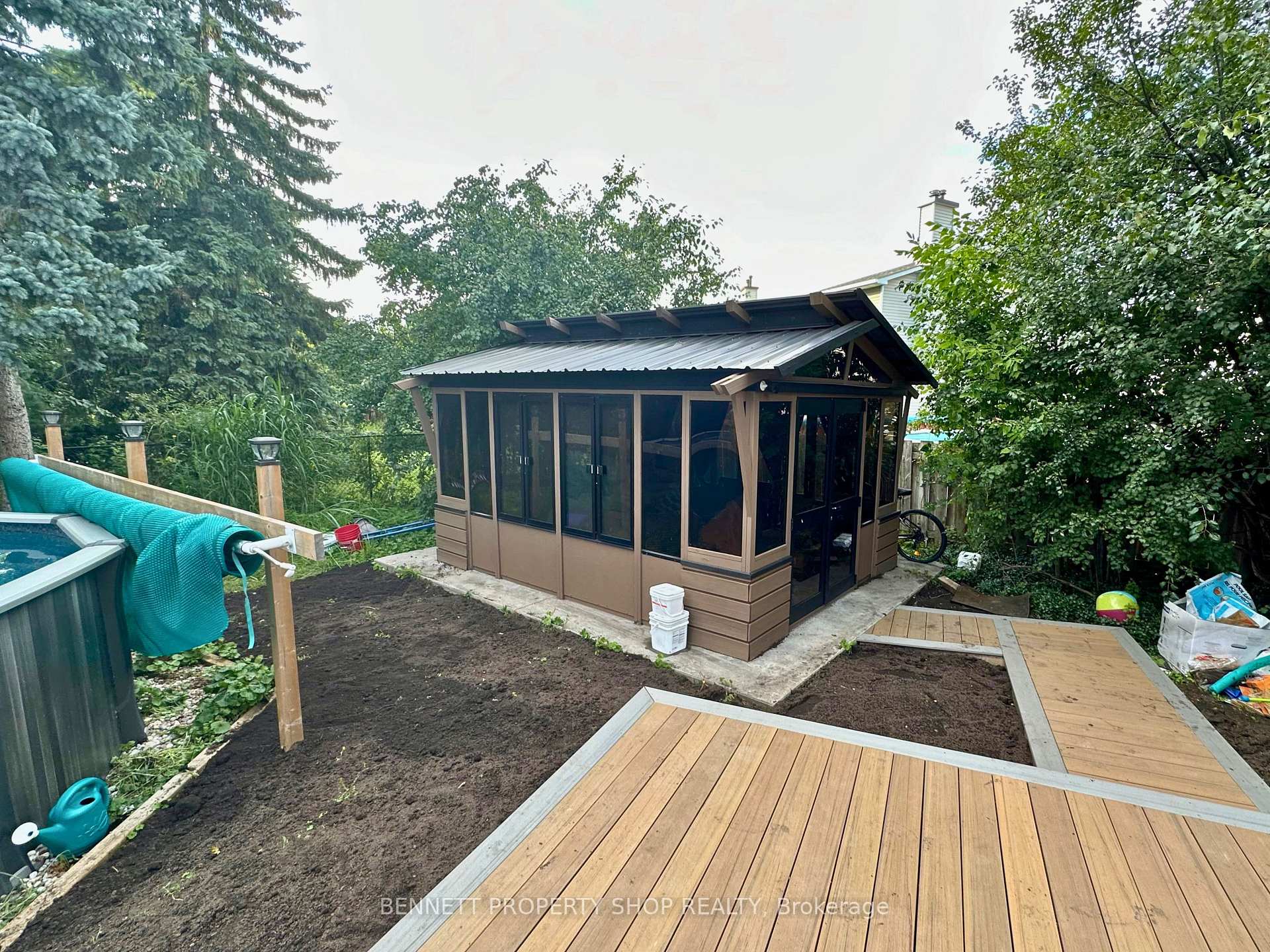 Photo 23 of 1404 Eastcliffe Way, Ottawa, Pineview — HOMEH