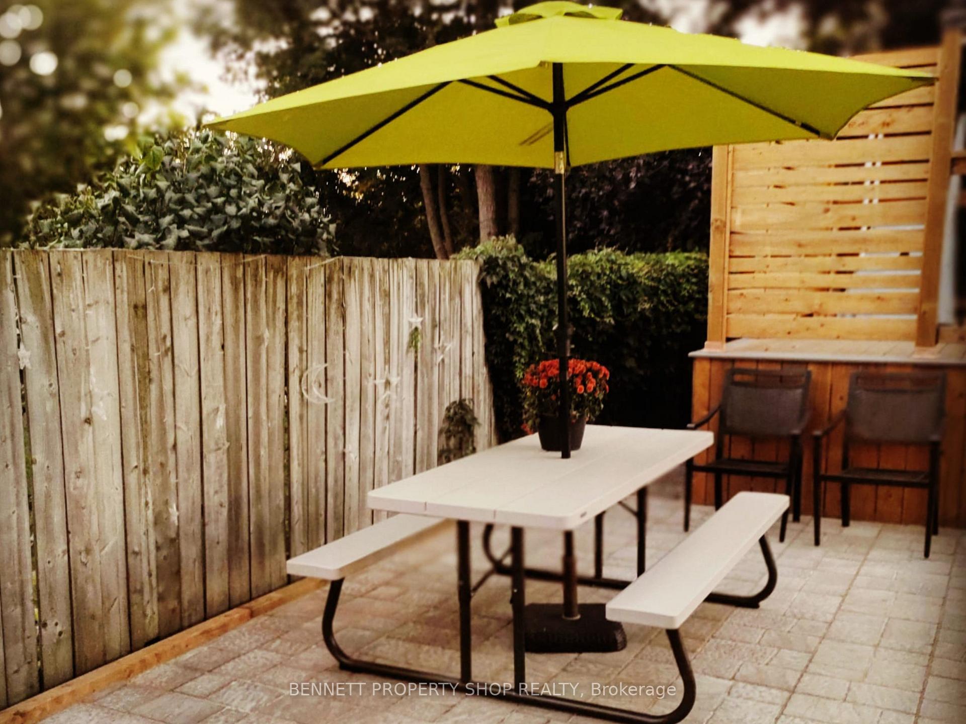 Photo 24 of 1404 Eastcliffe Way, Ottawa, Pineview — HOMEH