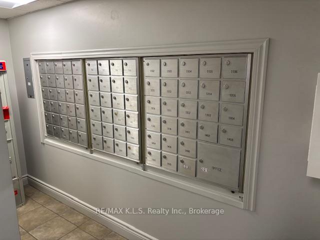 Photo 7 of Unit 1302, 64 Benton Street, Kitchener — HOMEH