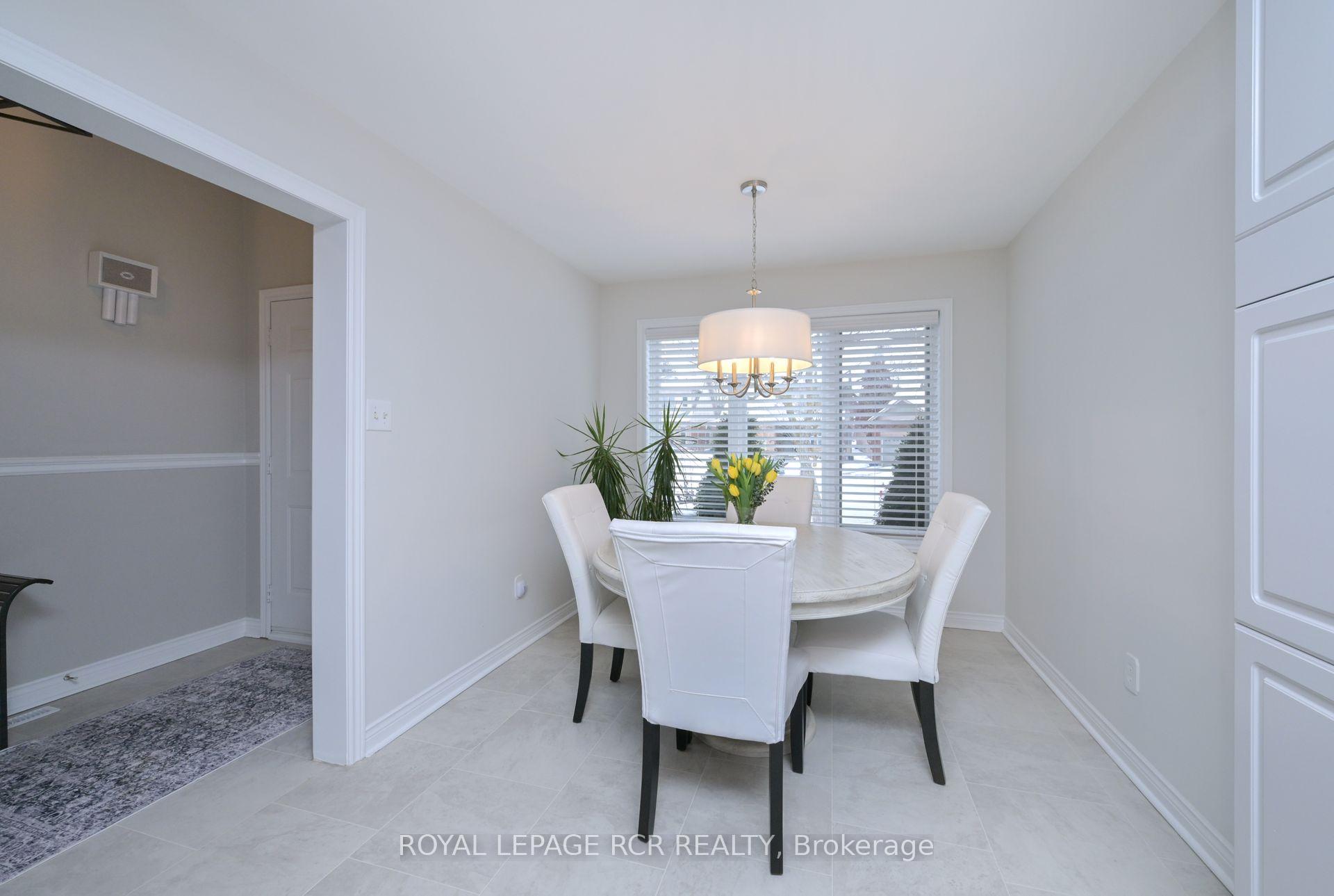 Photo 8 of 6 Fortuna Circle, New Tecumseth, Alliston — HOMEH