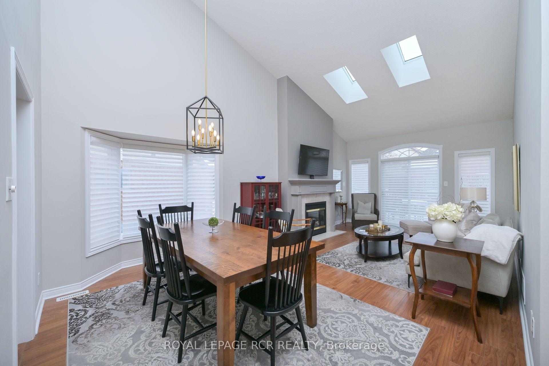 Photo 10 of 6 Fortuna Circle, New Tecumseth, Alliston — HOMEH