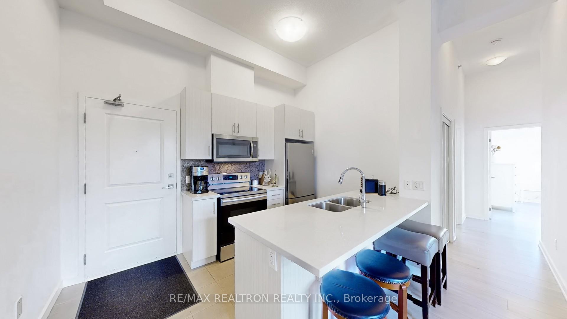 Photo 12 of Unit 116, 2490 Old Bronte Road, Oakville, Westmount — HOMEH
