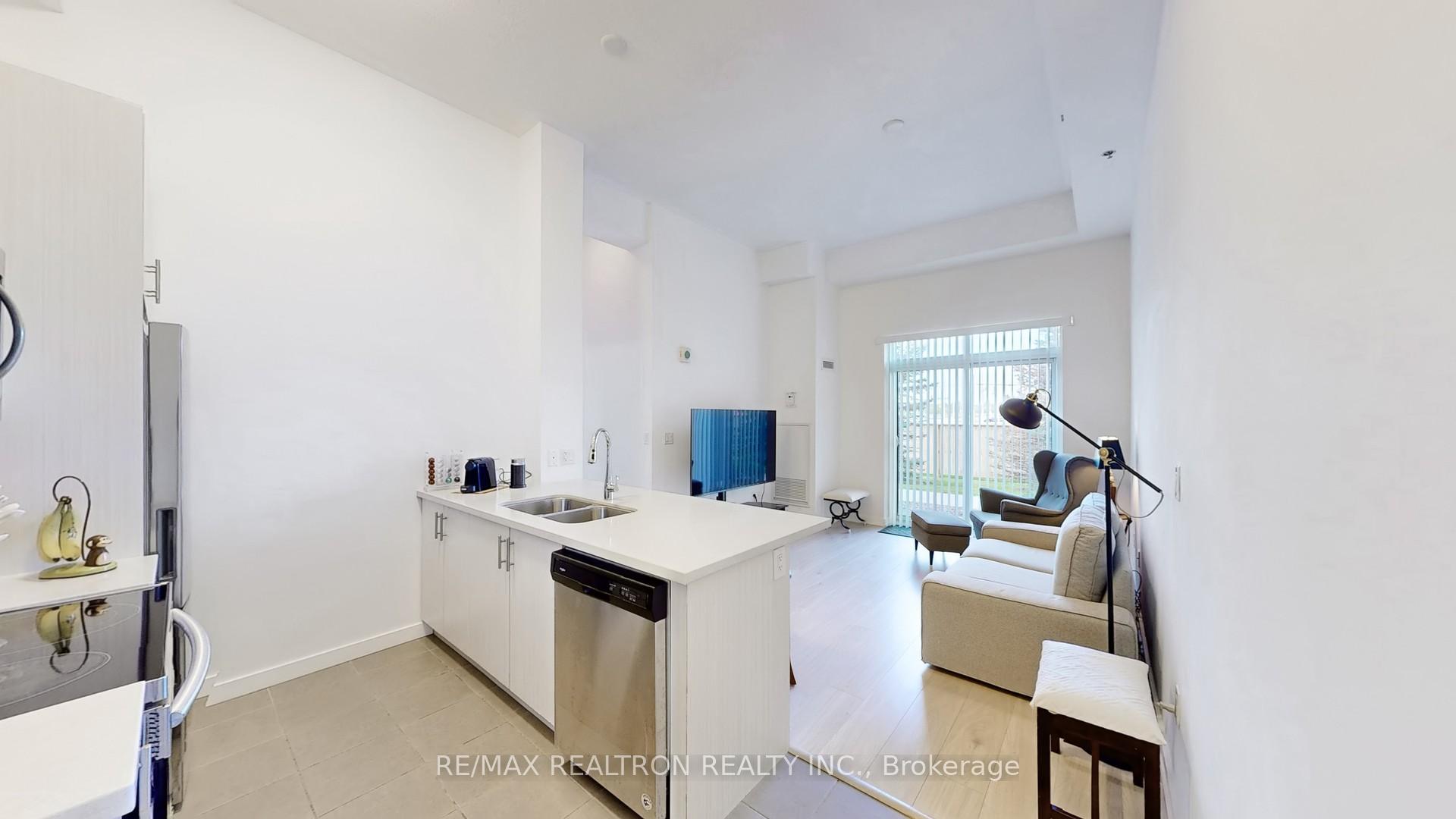 Photo 14 of Unit 116, 2490 Old Bronte Road, Oakville, Westmount — HOMEH
