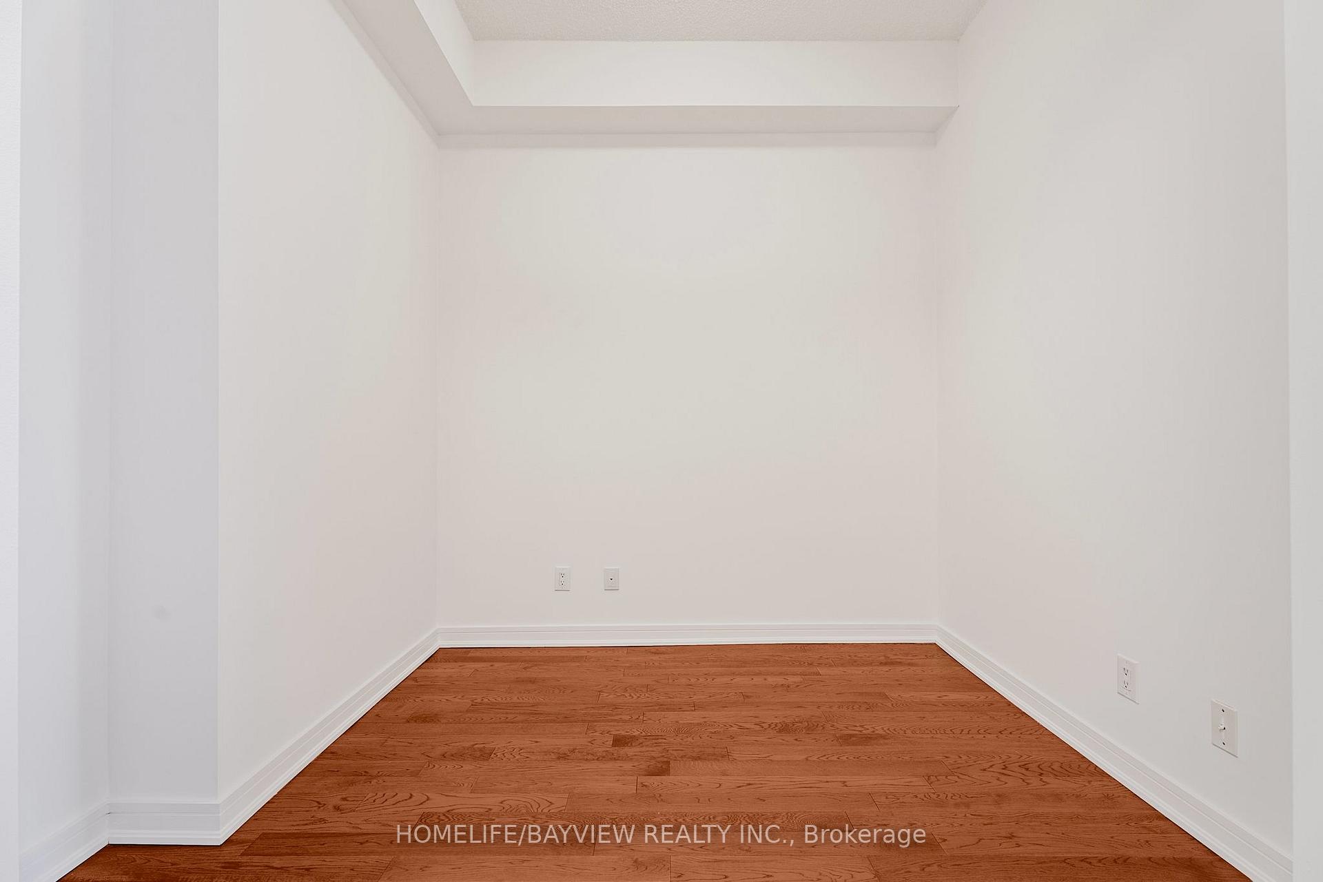 Photo 14 of Unit 811NE, 9205 Yonge Street, Richmond Hill, Langstaff — HOMEH