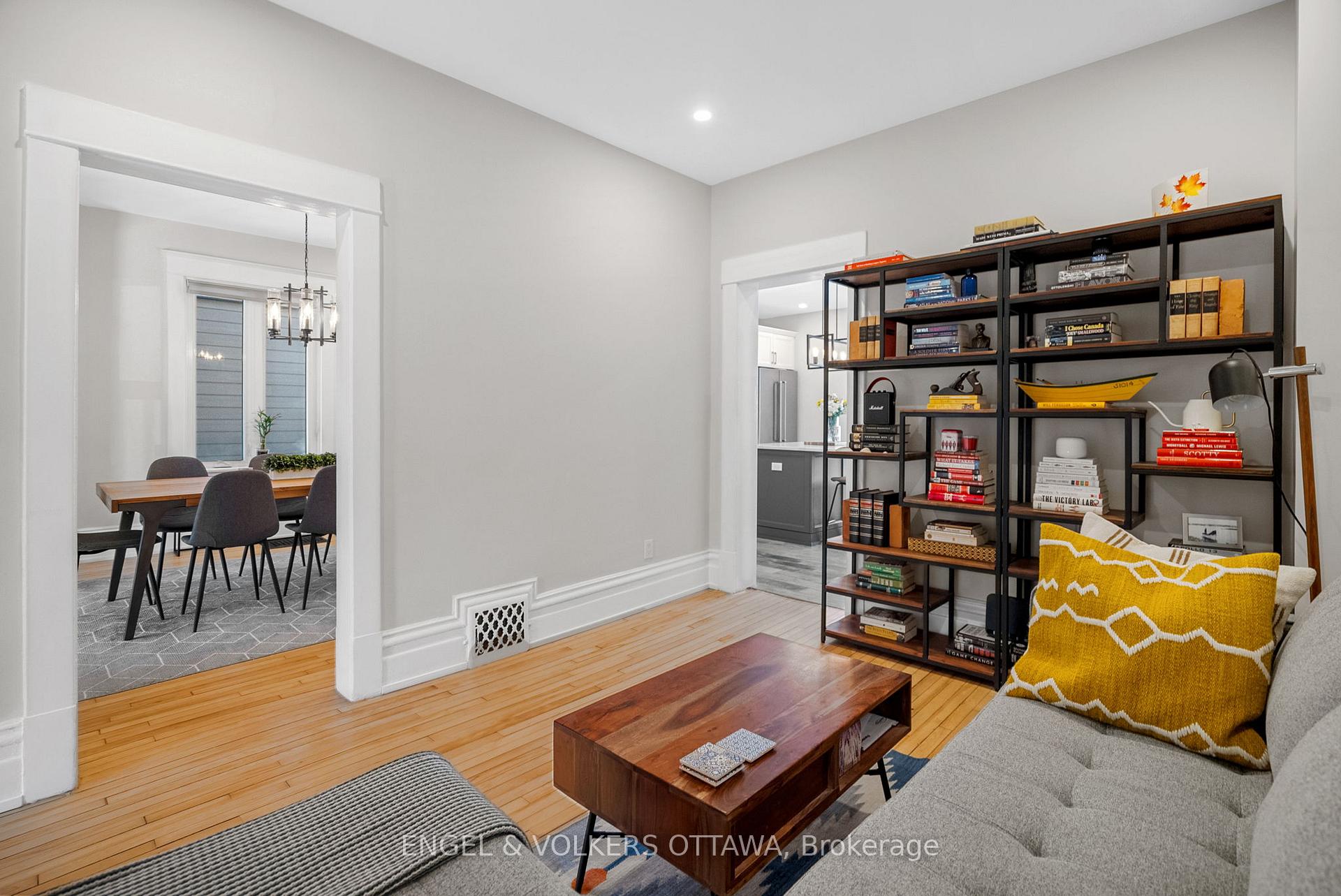 Photo 13 of 513 Edison Avenue, Ottawa, McKellar/Highland — HOMEH