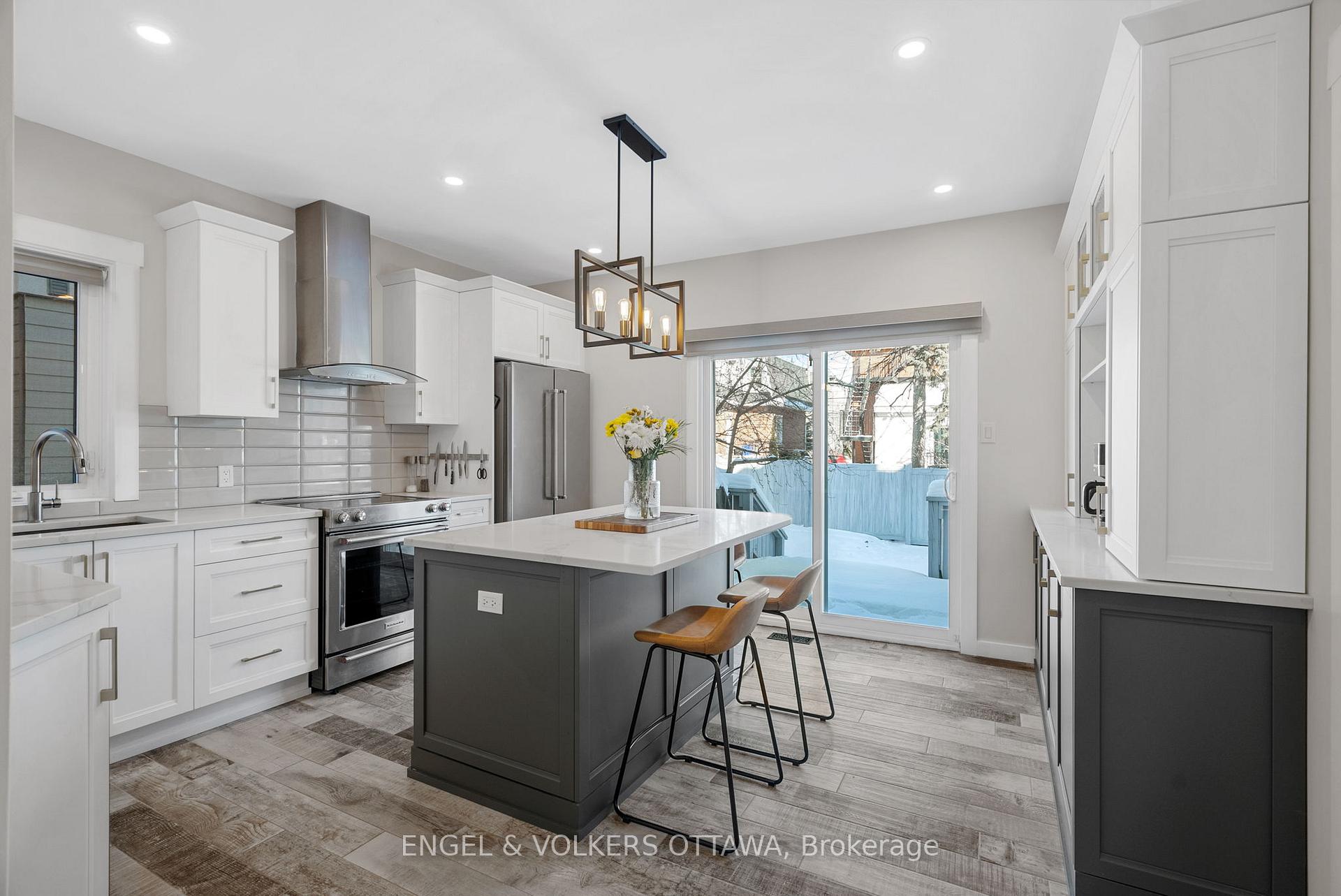Photo 18 of 513 Edison Avenue, Ottawa, McKellar/Highland — HOMEH