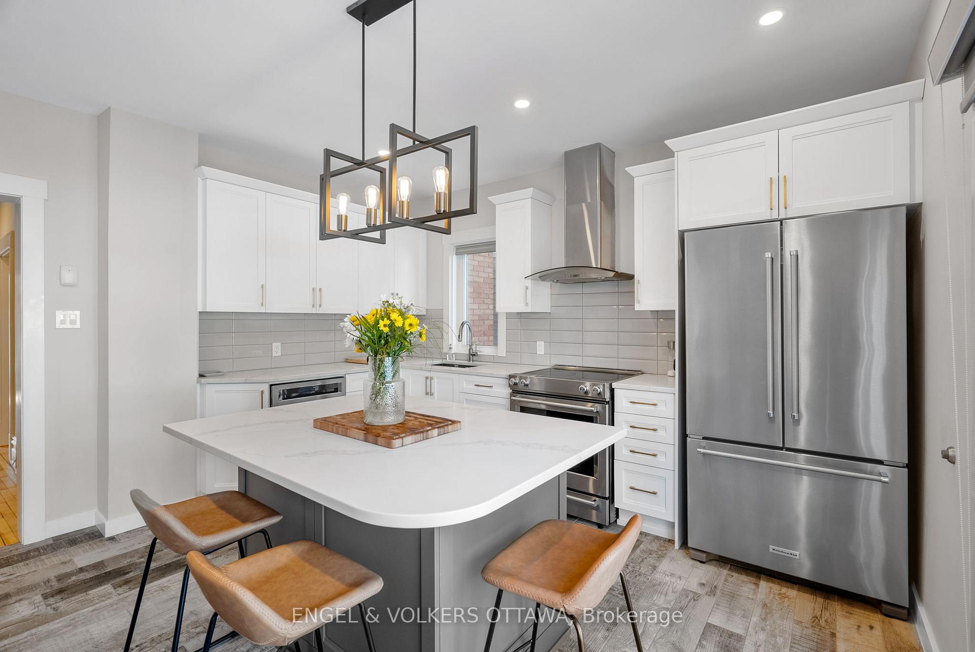 Photo 14 of 513 Edison Avenue, Ottawa, McKellar/Highland — HOMEH