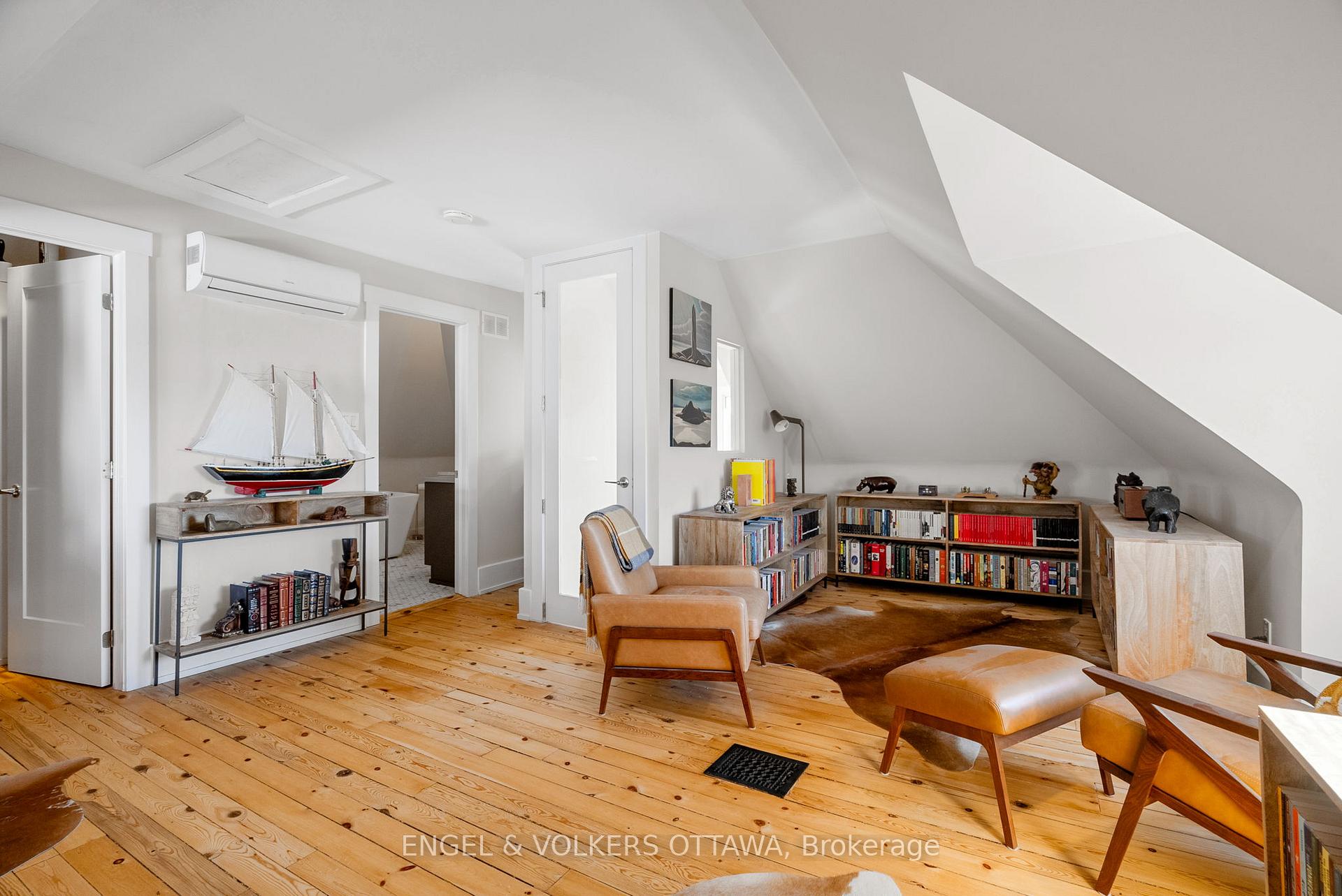 Photo 31 of 513 Edison Avenue, Ottawa, McKellar/Highland — HOMEH