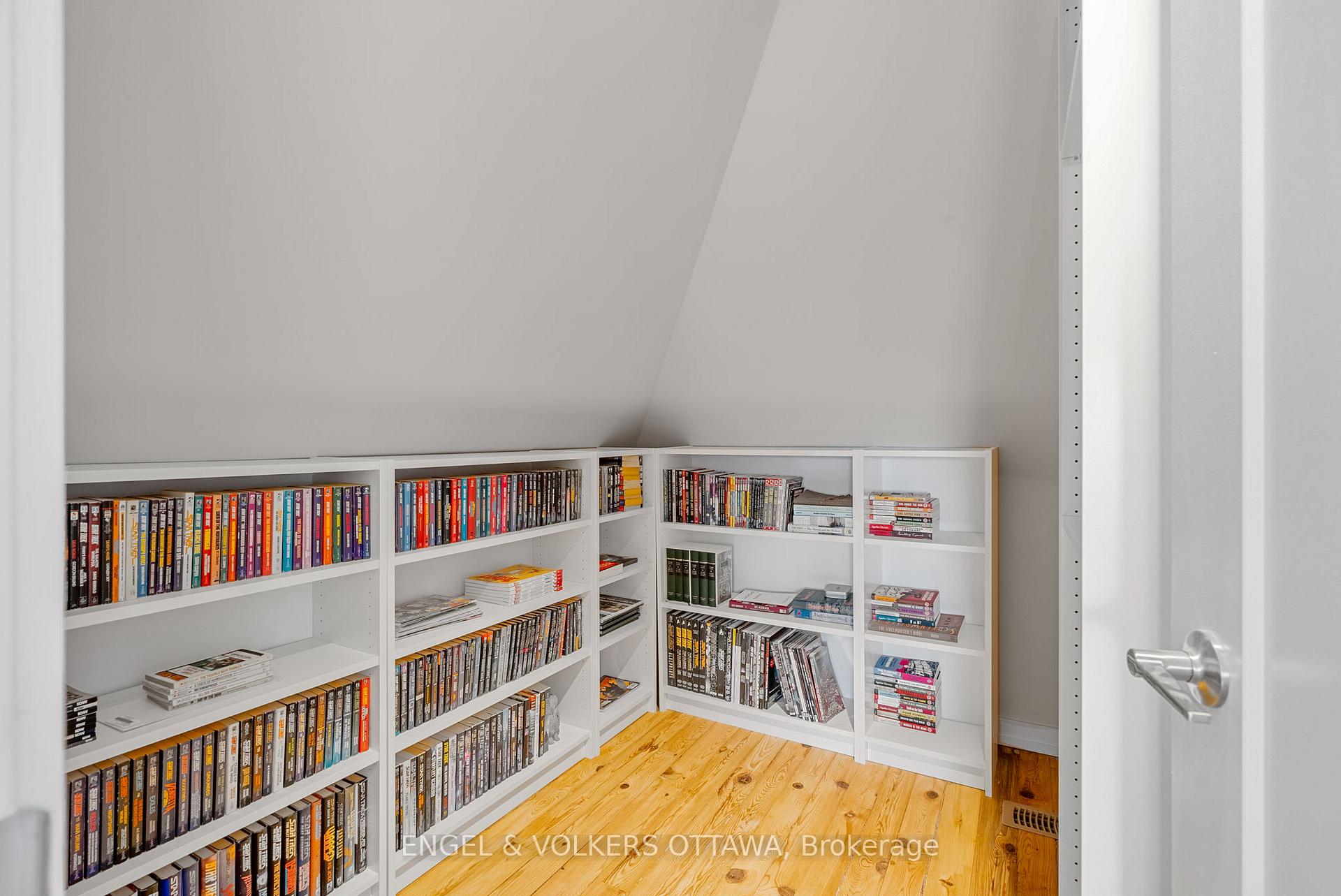 Photo 35 of 513 Edison Avenue, Ottawa, McKellar/Highland — HOMEH