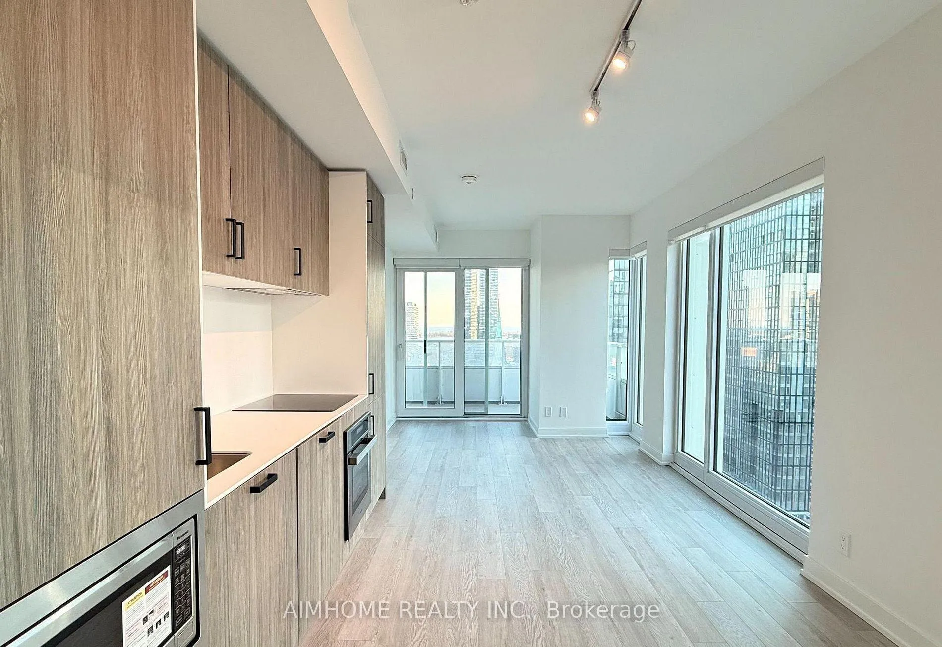Photo 3 of Unit 2610, 88 Queen Street E, Toronto, Church-Yonge Corridor — HOMEH