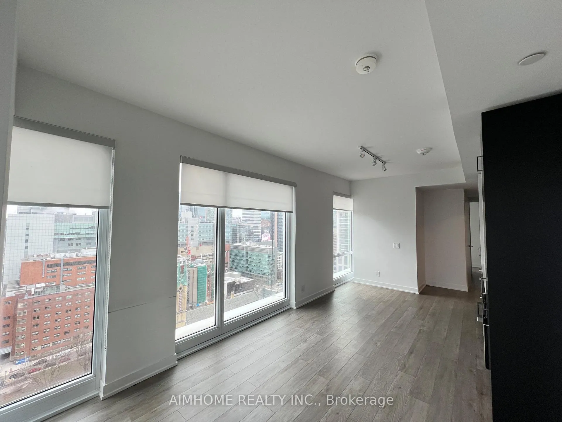 Photo 9 of Unit 2610, 88 Queen Street E, Toronto, Church-Yonge Corridor — HOMEH
