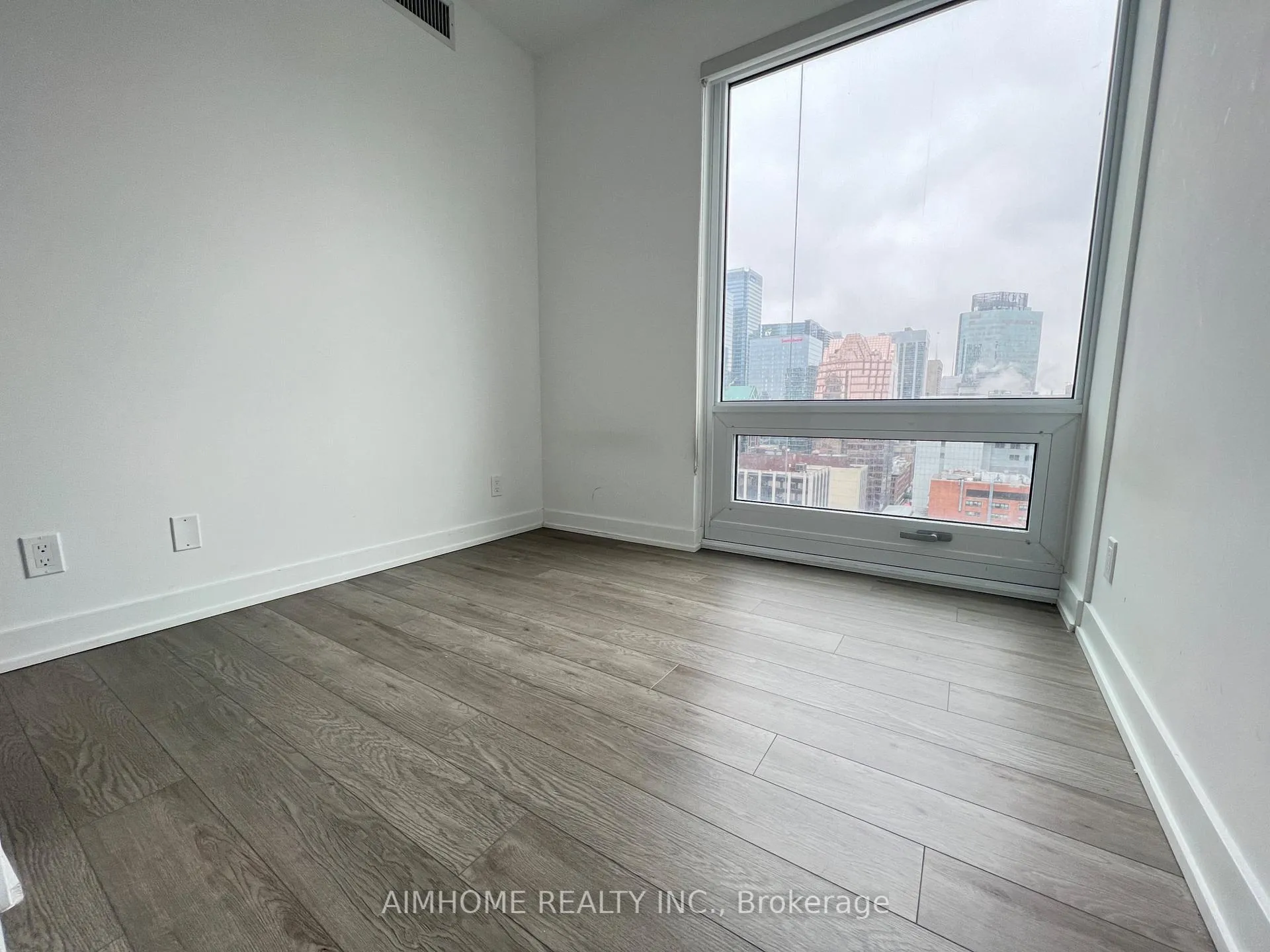 Photo 11 of Unit 2610, 88 Queen Street E, Toronto, Church-Yonge Corridor — HOMEH