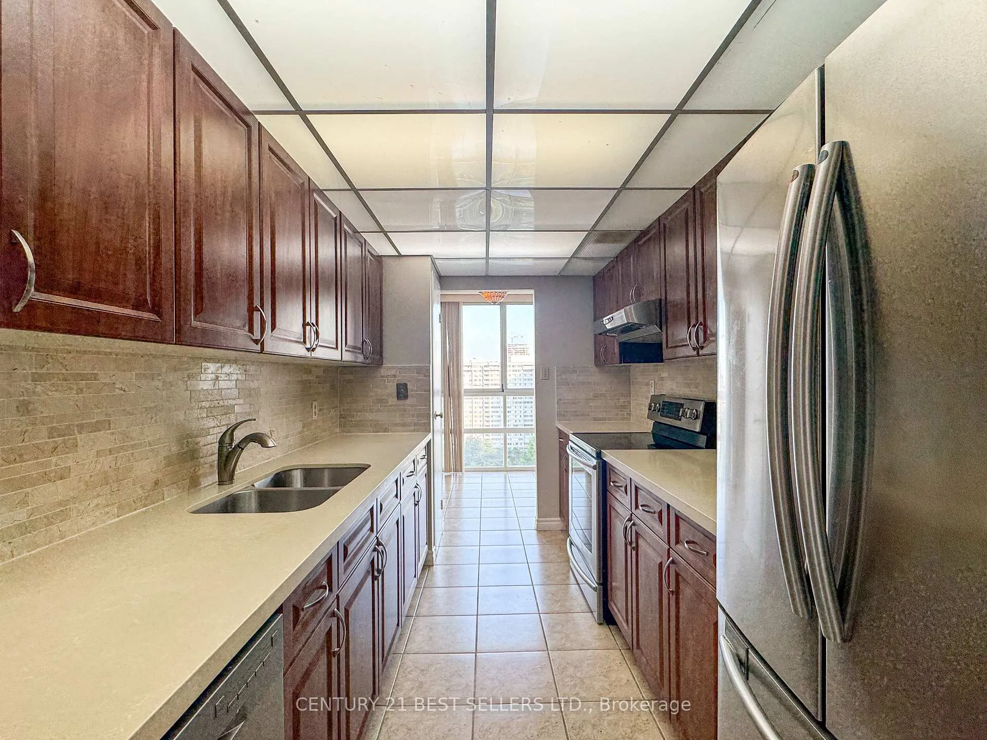 Photo 8 of Unit 1803, 3650 Kaneff Crescent, Mississauga, Mississauga Valleys — HOMEH