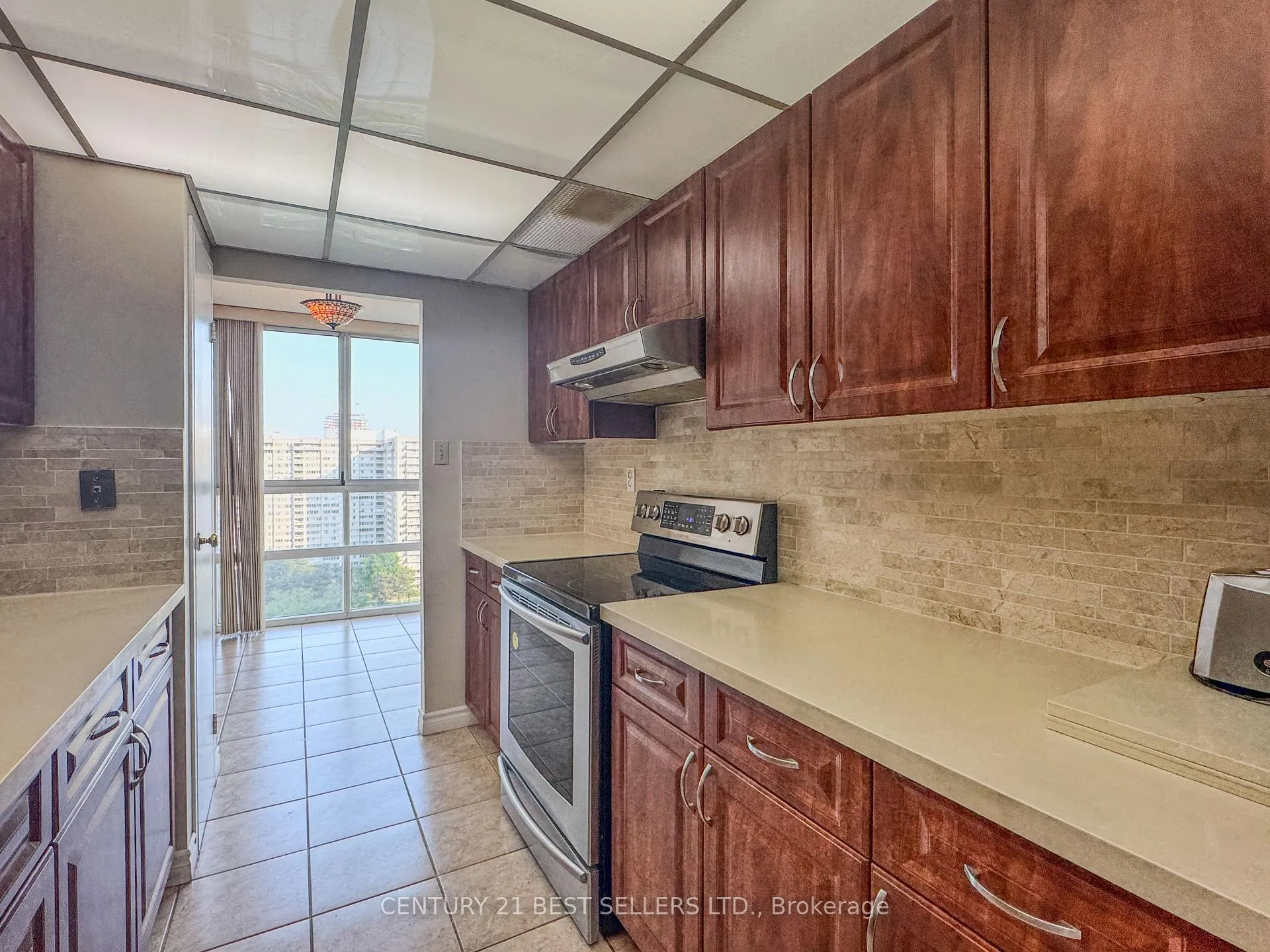 Photo 9 of Unit 1803, 3650 Kaneff Crescent, Mississauga, Mississauga Valleys — HOMEH