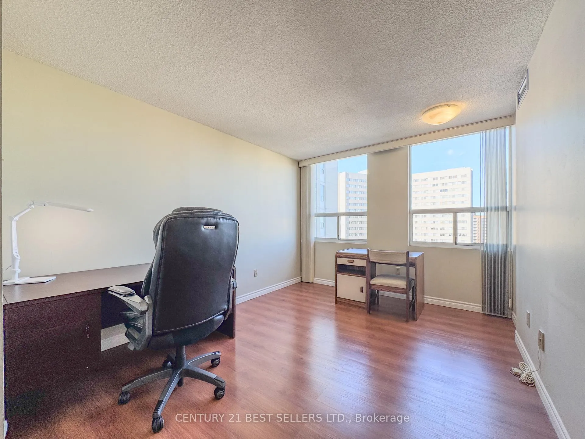 Photo 19 of Unit 1803, 3650 Kaneff Crescent, Mississauga, Mississauga Valleys — HOMEH