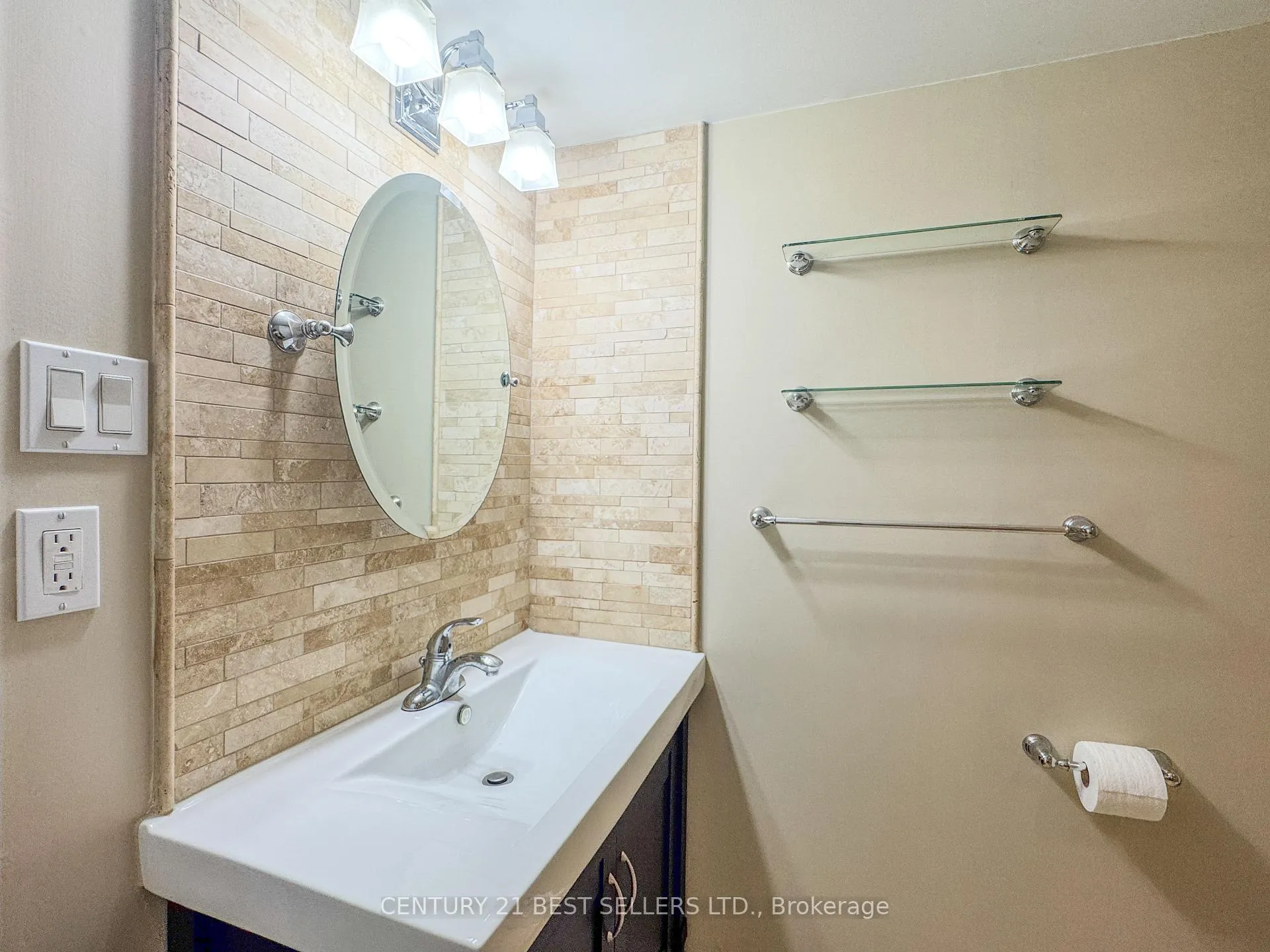 Photo 23 of Unit 1803, 3650 Kaneff Crescent, Mississauga, Mississauga Valleys — HOMEH
