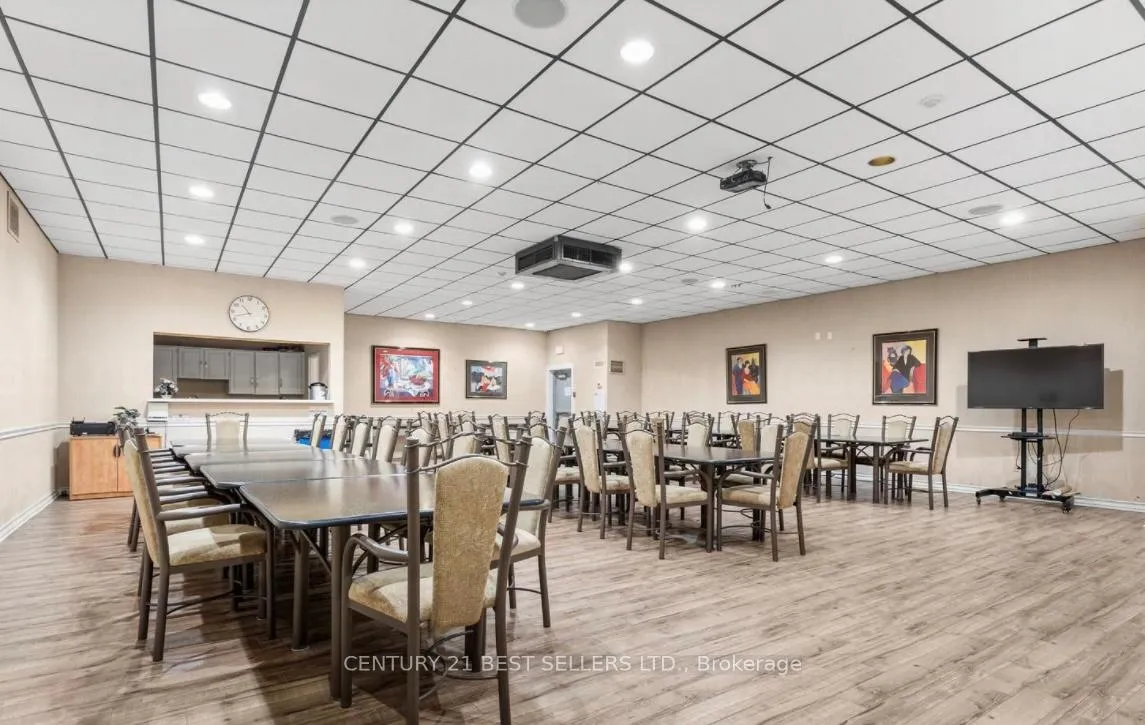 Photo 29 of Unit 1803, 3650 Kaneff Crescent, Mississauga, Mississauga Valleys — HOMEH