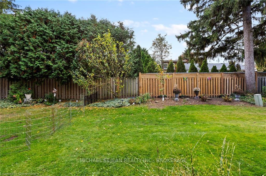 Photo 24 of Unit 16, 91 Livingston Avenue, Grimsby, Grimsby West — HOMEH