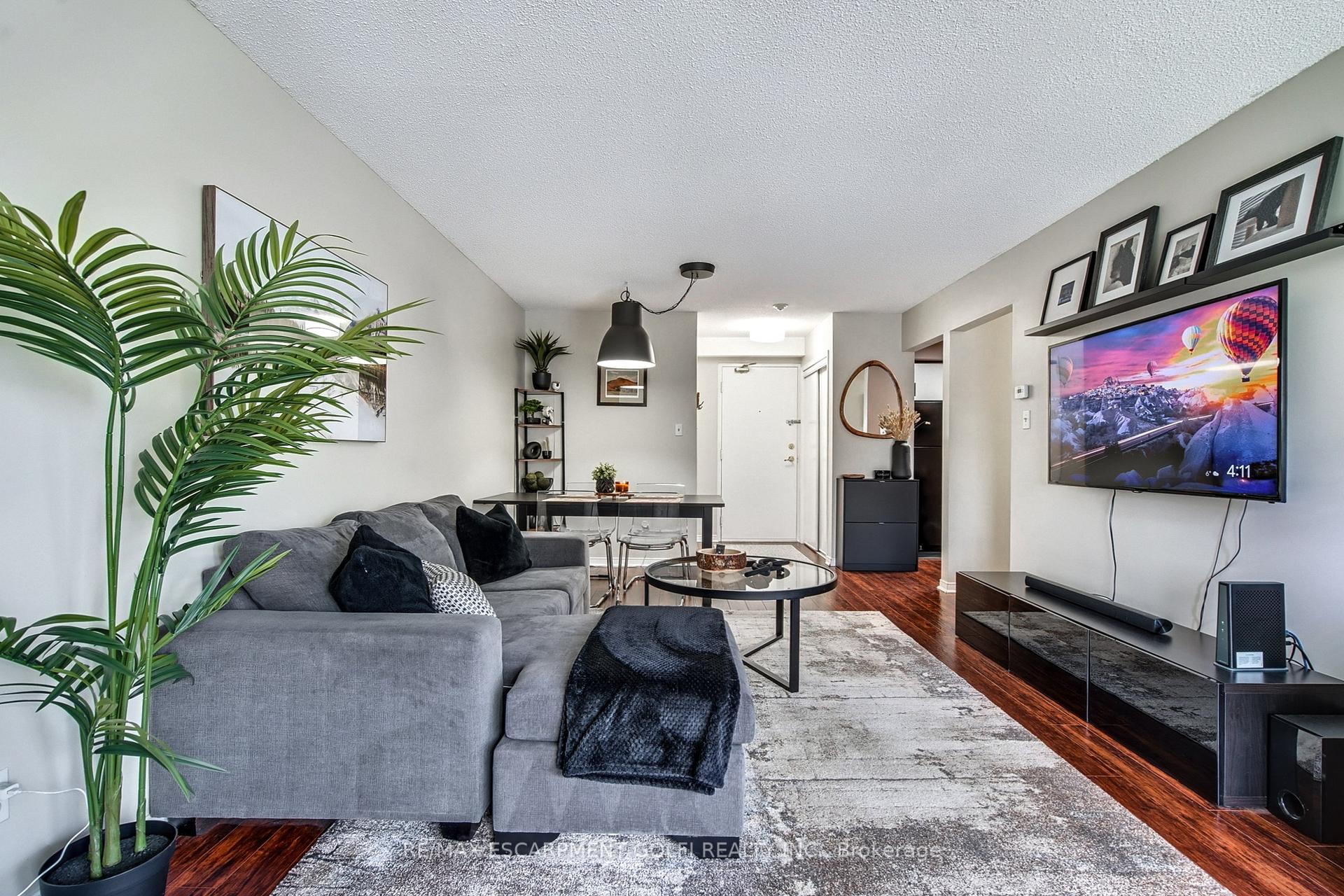 Photo 8 of Unit 317, 78 Roehampton Avenue, St. Catharines, Carlton/Bunting — HOMEH