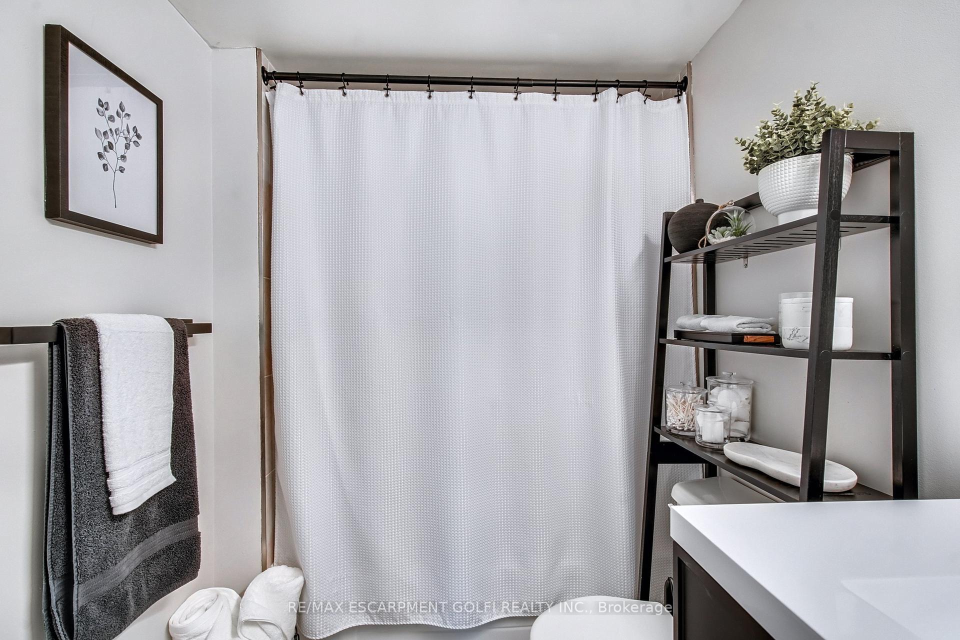 Photo 20 of Unit 317, 78 Roehampton Avenue, St. Catharines, Carlton/Bunting — HOMEH