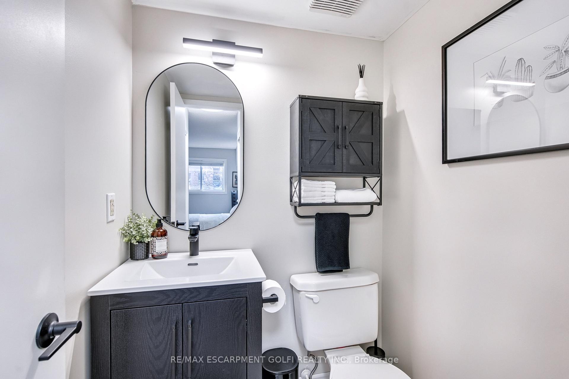 Photo 25 of Unit 317, 78 Roehampton Avenue, St. Catharines, Carlton/Bunting — HOMEH