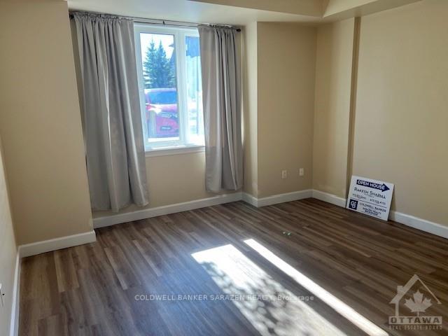 Photo 4 of Unit B, 45 Tayside, Ottawa, Barrhaven - Longfields — HOMEH