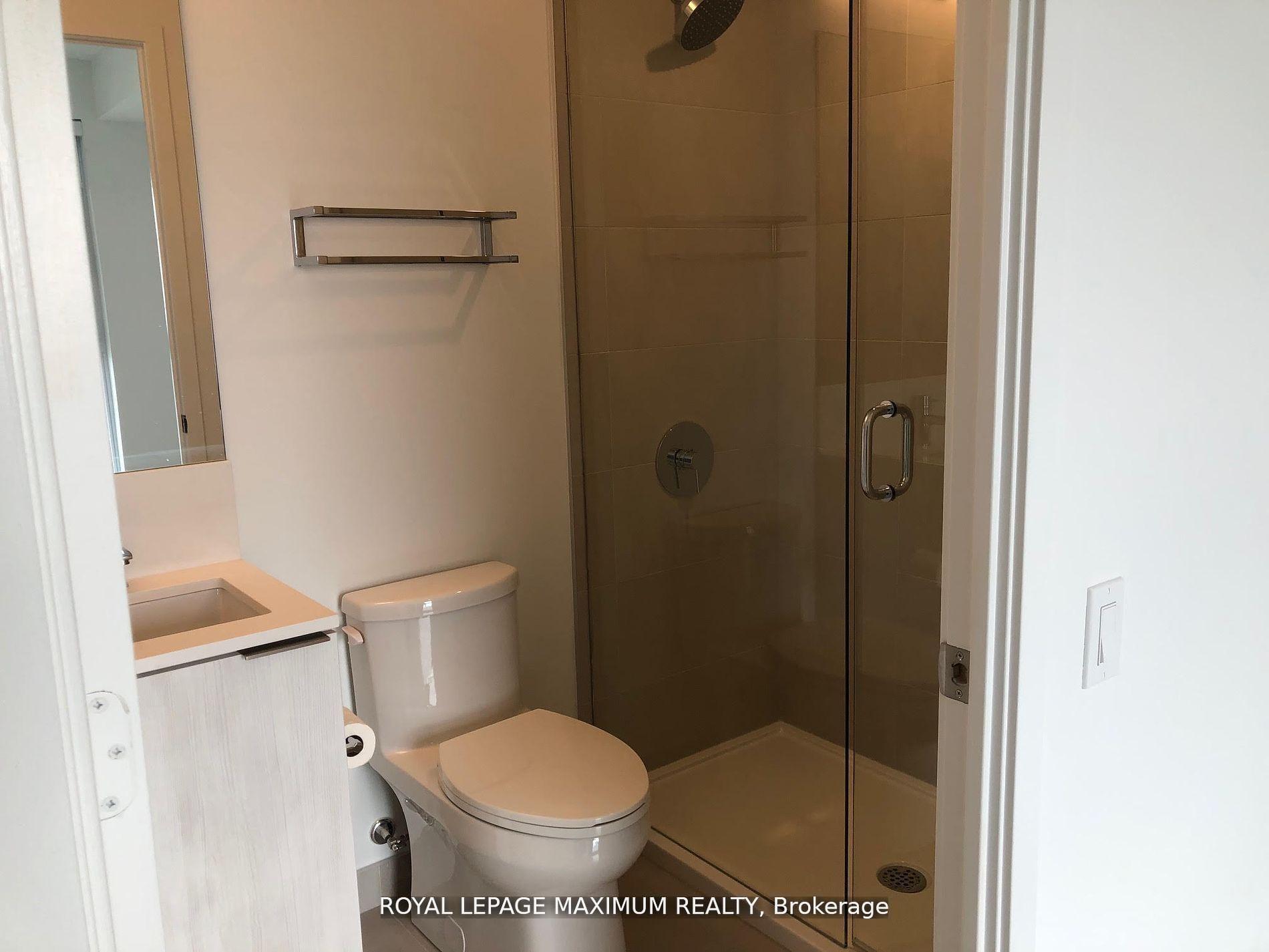 Photo 11 of Unit 4102, 7890 Jane Street, Vaughan, Vaughan Corporate Centre — HOMEH