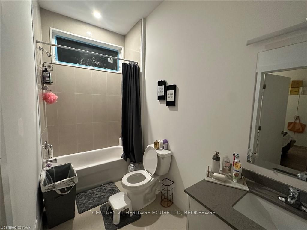 Photo 10 of 37 Summersides Mews, Pelham, Fonthill — HOMEH