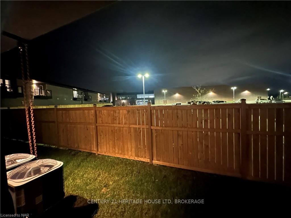 Photo 23 of 37 Summersides Mews, Pelham, Fonthill — HOMEH