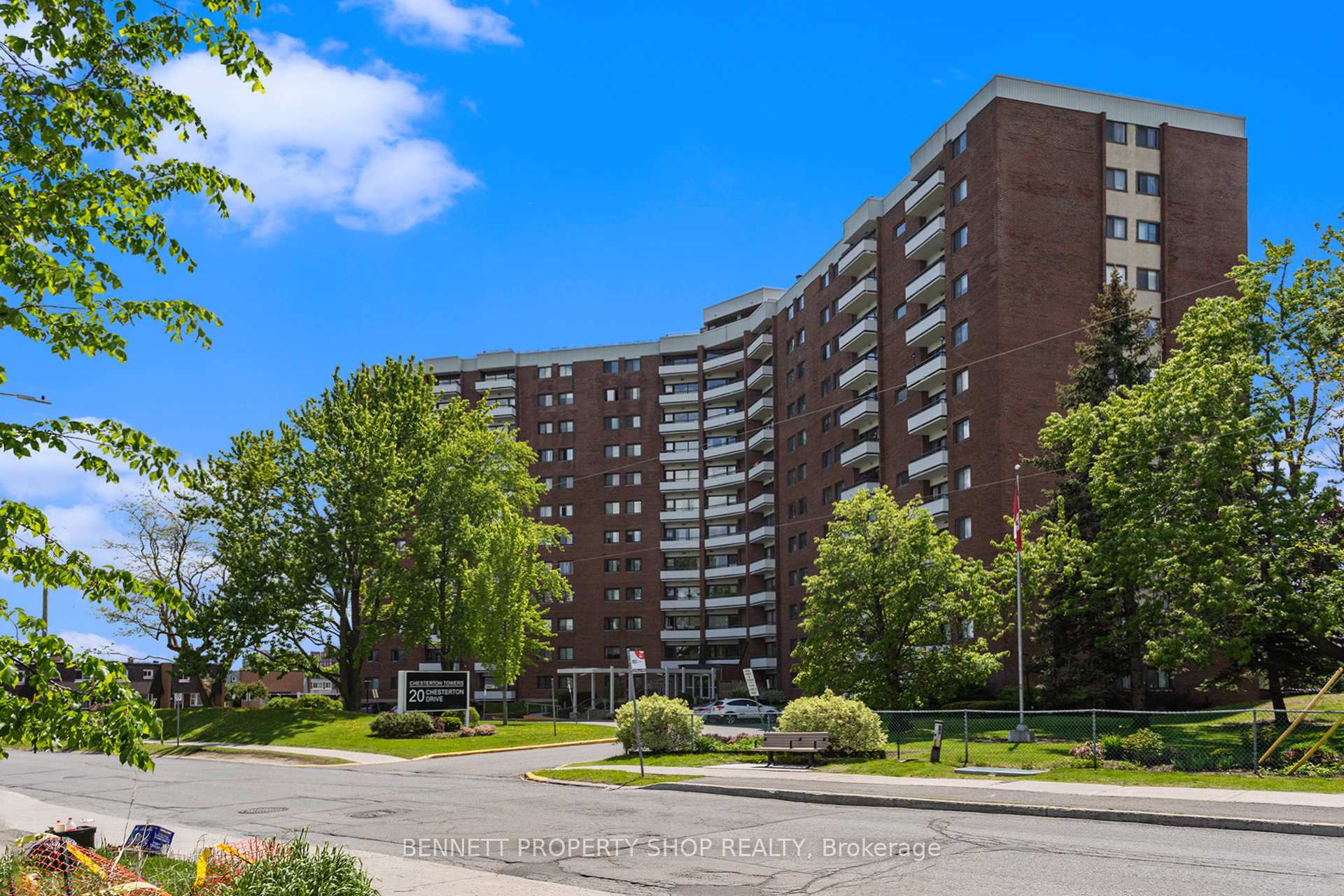 Photo 1 of Unit 312, 20 Chesterton Drive, Ottawa, Borden Farm/Stewart Farm/Carleton Heights/Parkwood Hills — HOMEH