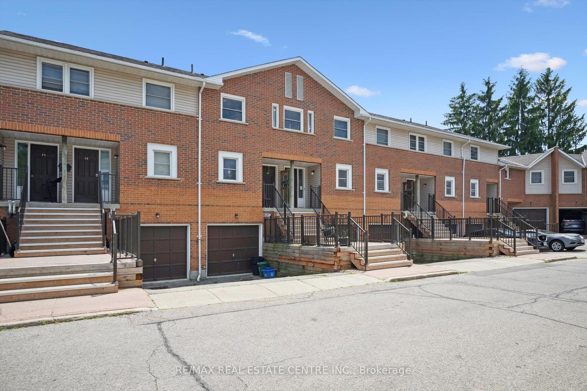 Photo 3 of Unit 17, 465 Beechwood Place, Waterloo — HOMEH