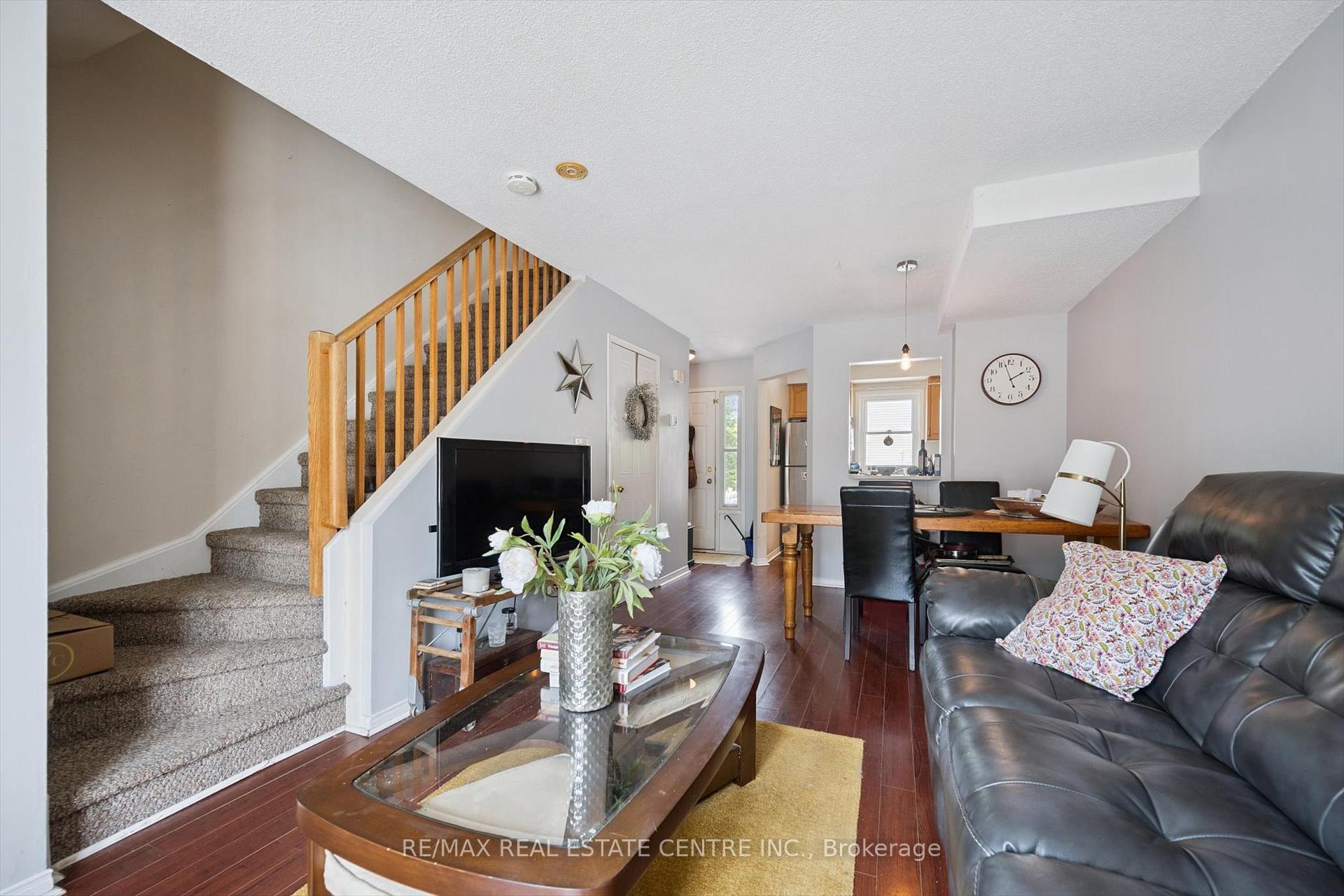Photo 9 of Unit 17, 465 Beechwood Place, Waterloo — HOMEH