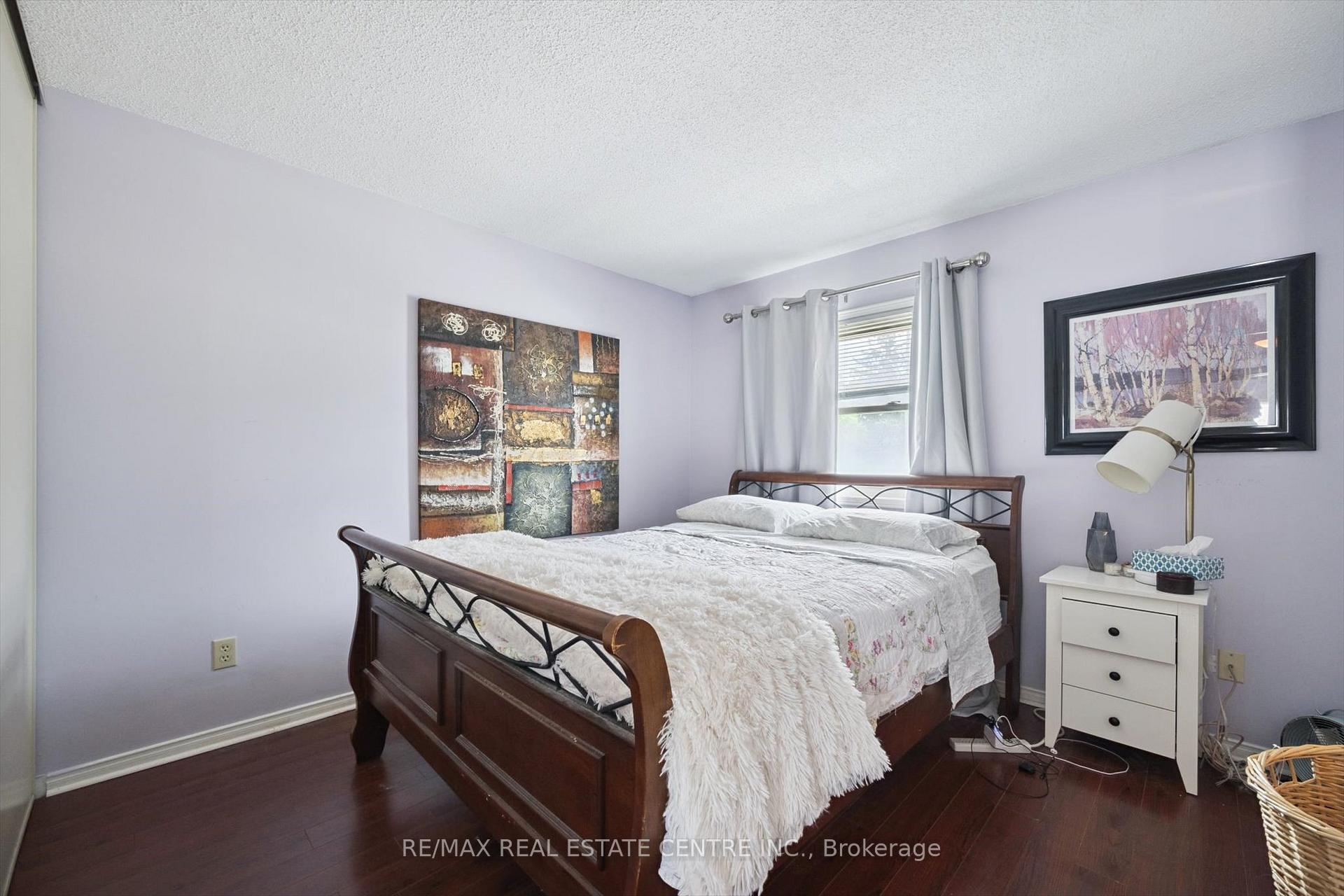 Photo 10 of Unit 17, 465 Beechwood Place, Waterloo — HOMEH