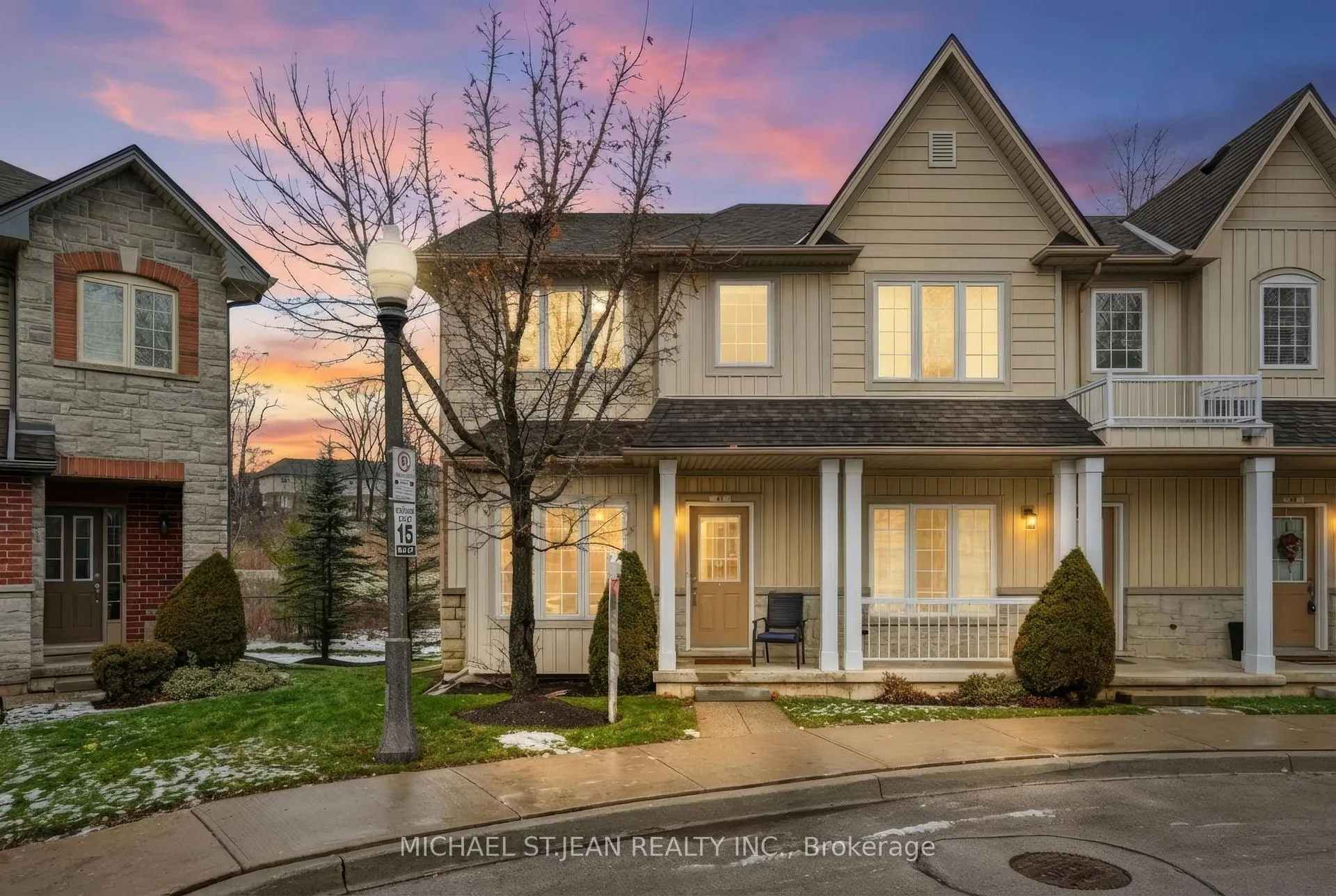 Photo 1 of 61 Liddycoat Lane, Hamilton, Ancaster — HOMEH
