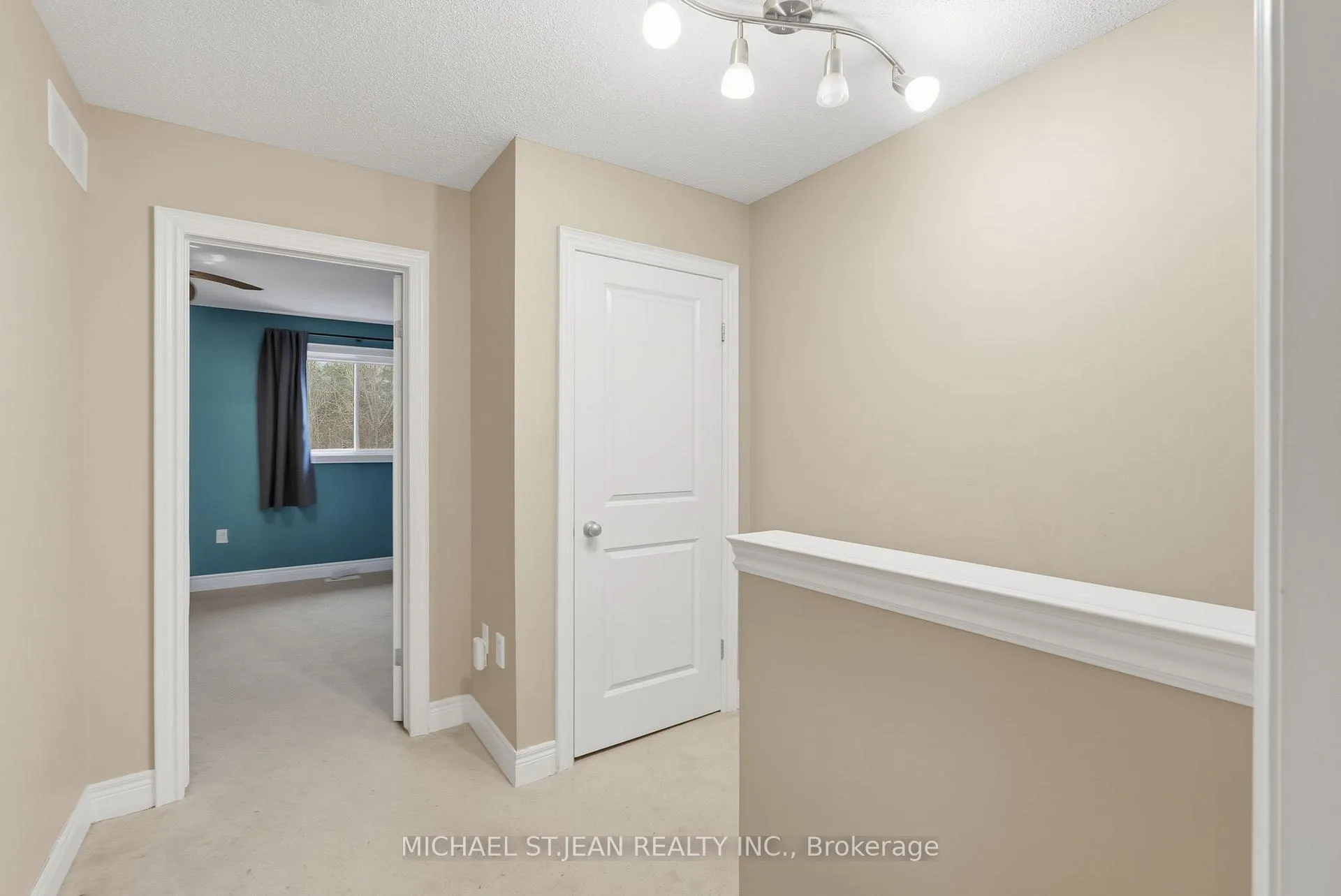 Photo 27 of 61 Liddycoat Lane, Hamilton, Ancaster — HOMEH