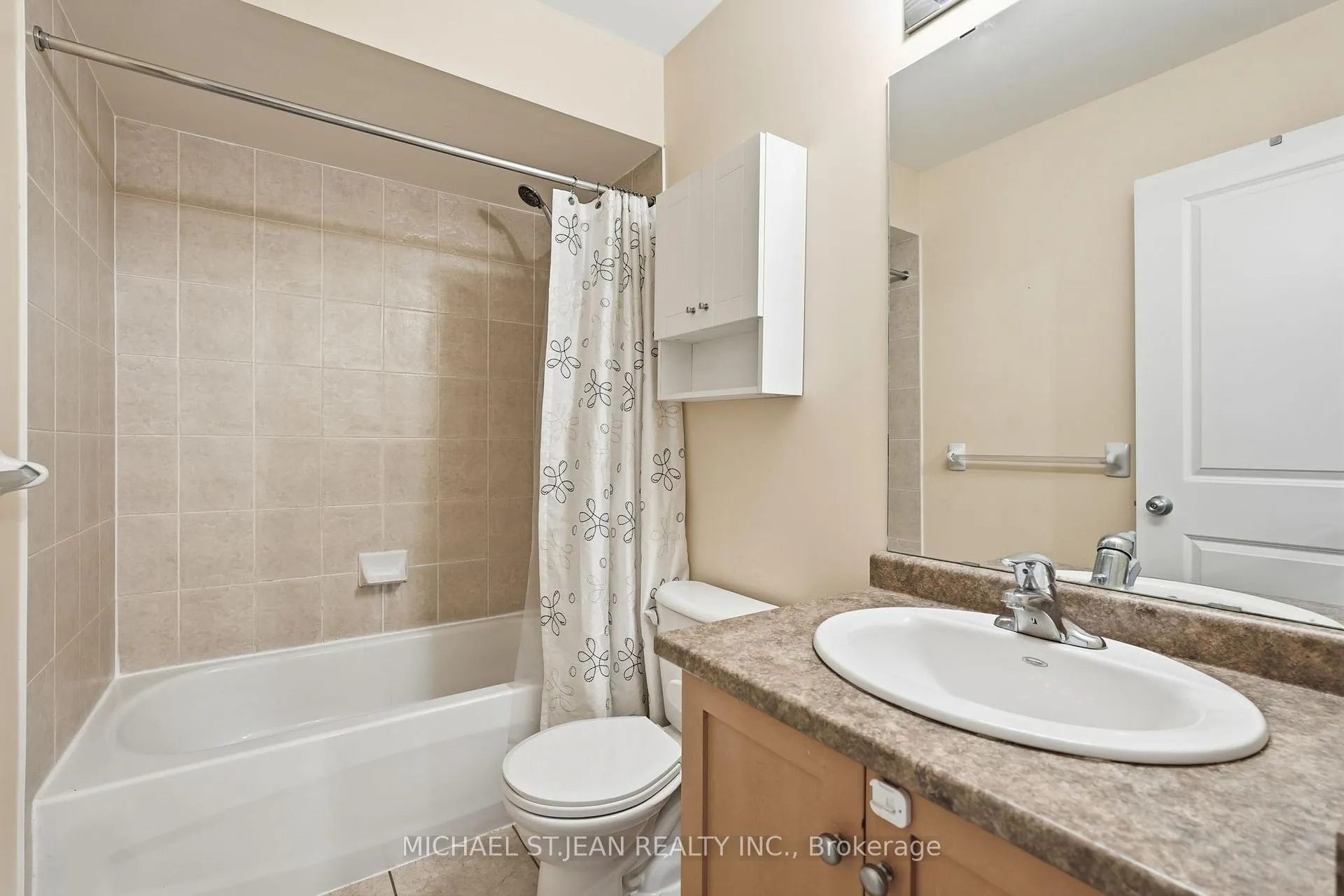 Photo 36 of 61 Liddycoat Lane, Hamilton, Ancaster — HOMEH