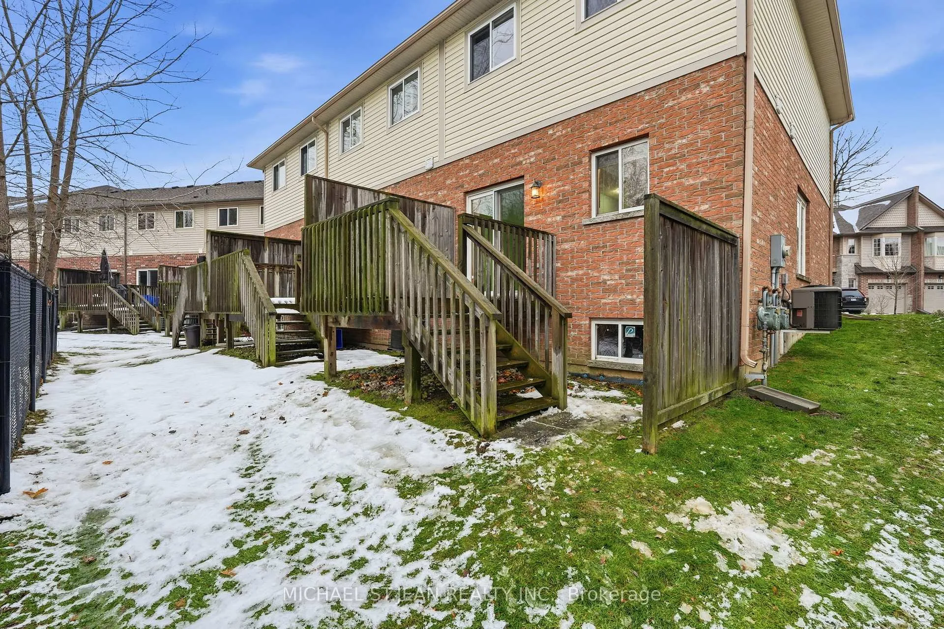 Photo 40 of 61 Liddycoat Lane, Hamilton, Ancaster — HOMEH