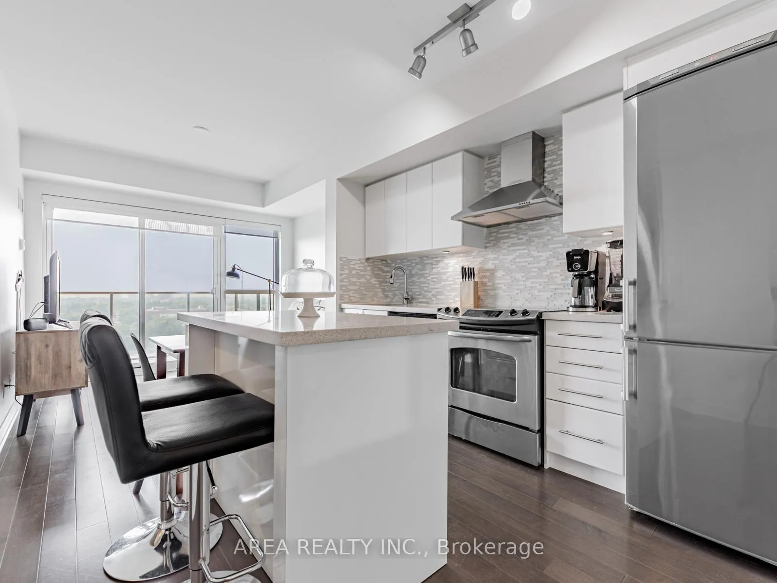 Photo 5 of Unit 2001, 58 Orchard View Boulevard, Toronto, Yonge-Eglinton — HOMEH