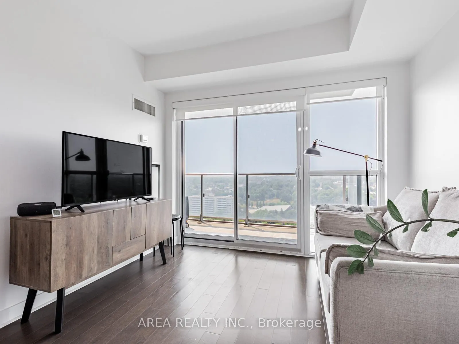 Photo 11 of Unit 2001, 58 Orchard View Boulevard, Toronto, Yonge-Eglinton — HOMEH