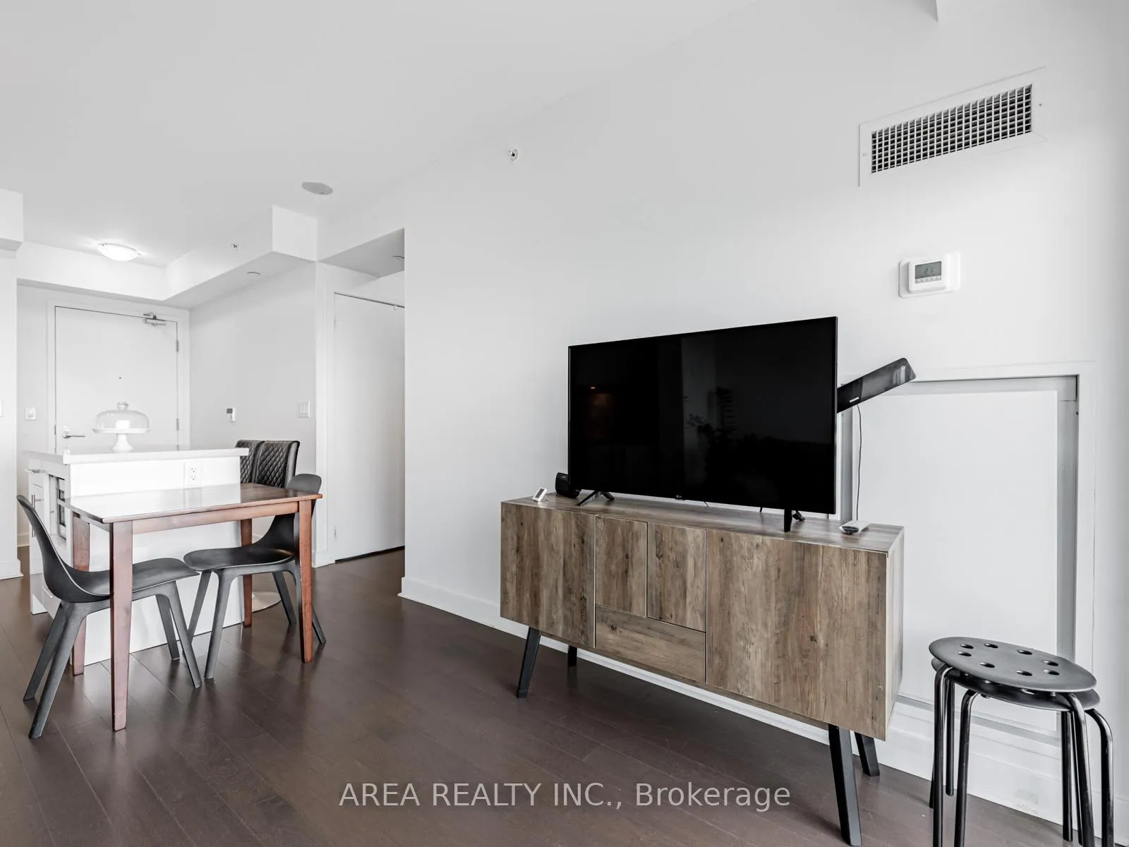 Photo 12 of Unit 2001, 58 Orchard View Boulevard, Toronto, Yonge-Eglinton — HOMEH