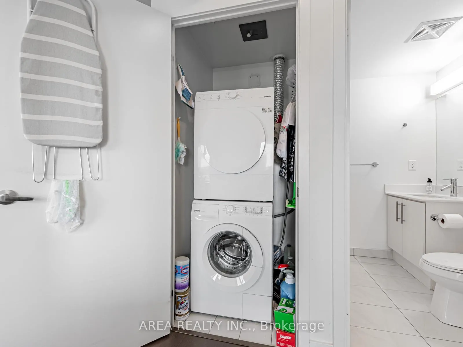 Photo 22 of Unit 2001, 58 Orchard View Boulevard, Toronto, Yonge-Eglinton — HOMEH
