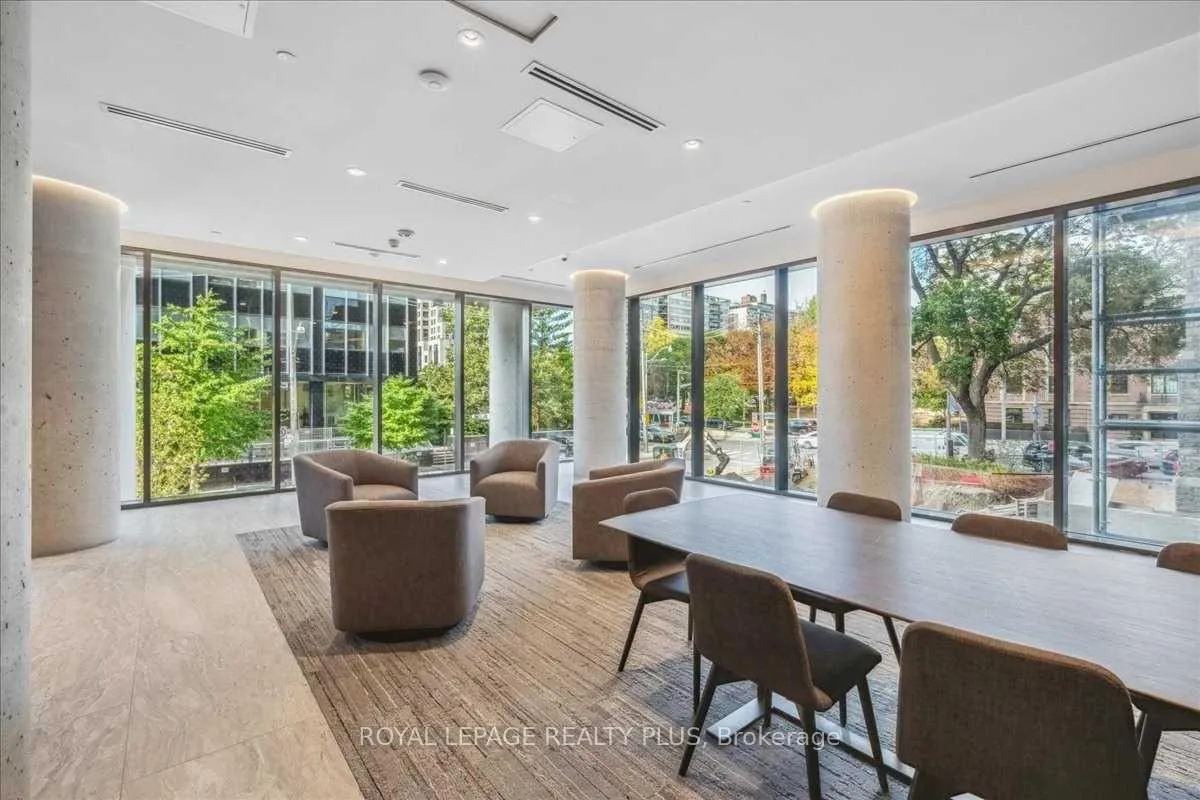 Photo 4 of Unit 302, 99 Foxbar Road SW, Toronto, Yonge-St. Clair — HOMEH