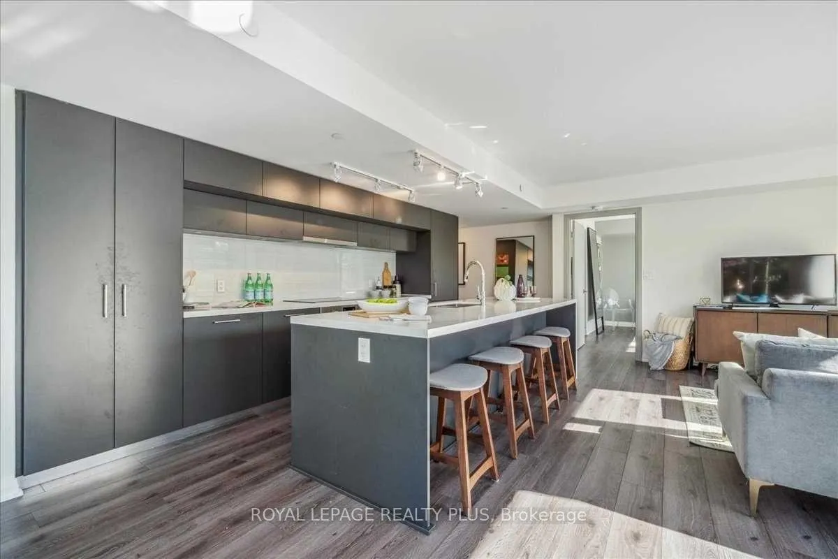 Photo 18 of Unit 302, 99 Foxbar Road SW, Toronto, Yonge-St. Clair — HOMEH