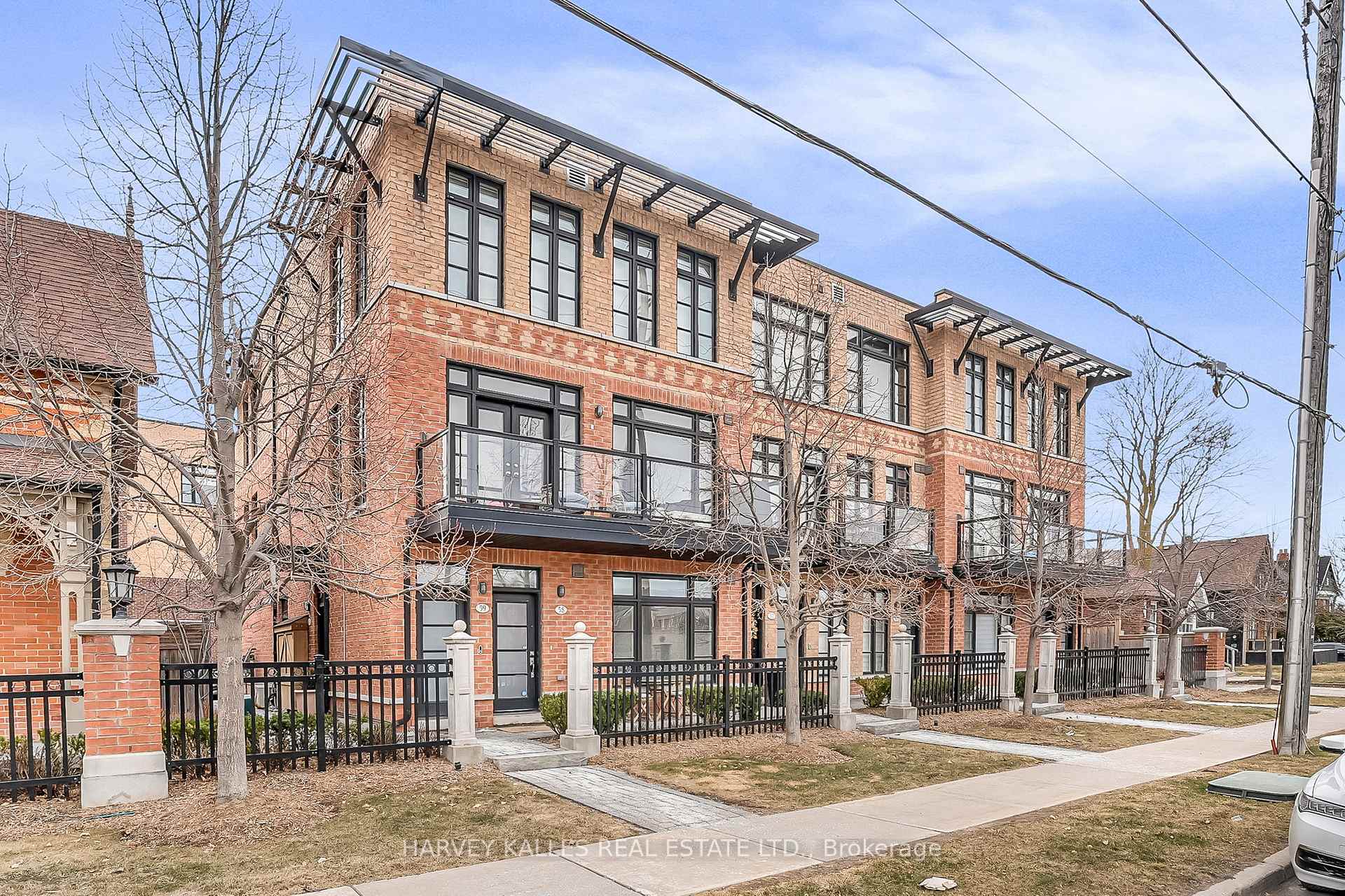 Photo 1 of Unit 58, 8161 Kipling Avenue, Vaughan, West Woodbridge — HOMEH