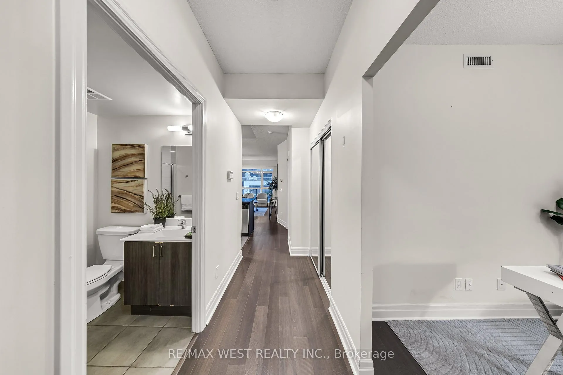 Photo 5 of Unit 312, 8130 Birchmount Road, Markham, Unionville — HOMEH