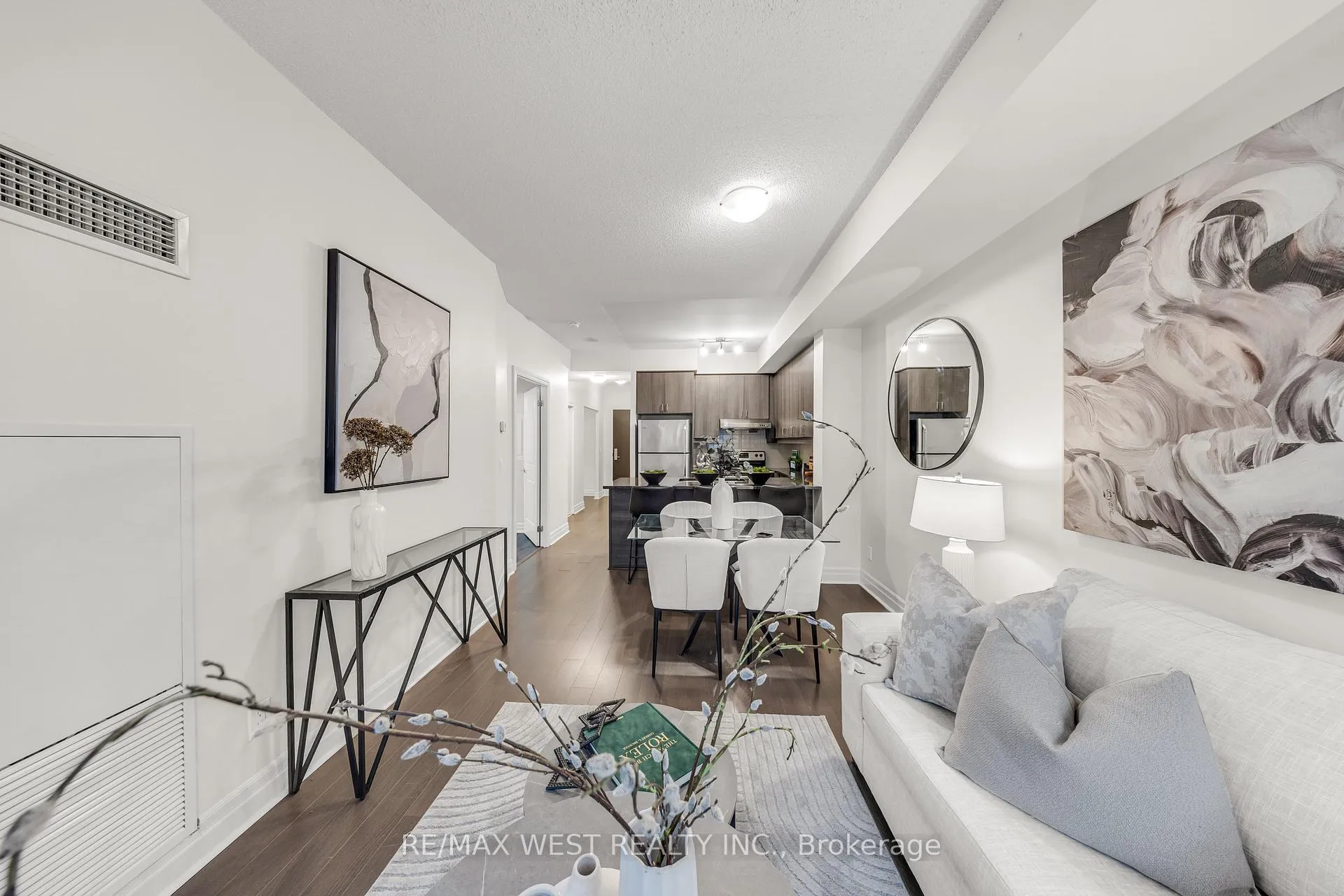 Photo 14 of Unit 312, 8130 Birchmount Road, Markham, Unionville — HOMEH