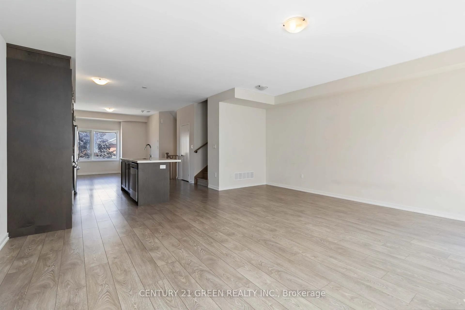 Photo 14 of 142 Landsbridge Street, Caledon, Bolton East — HOMEH